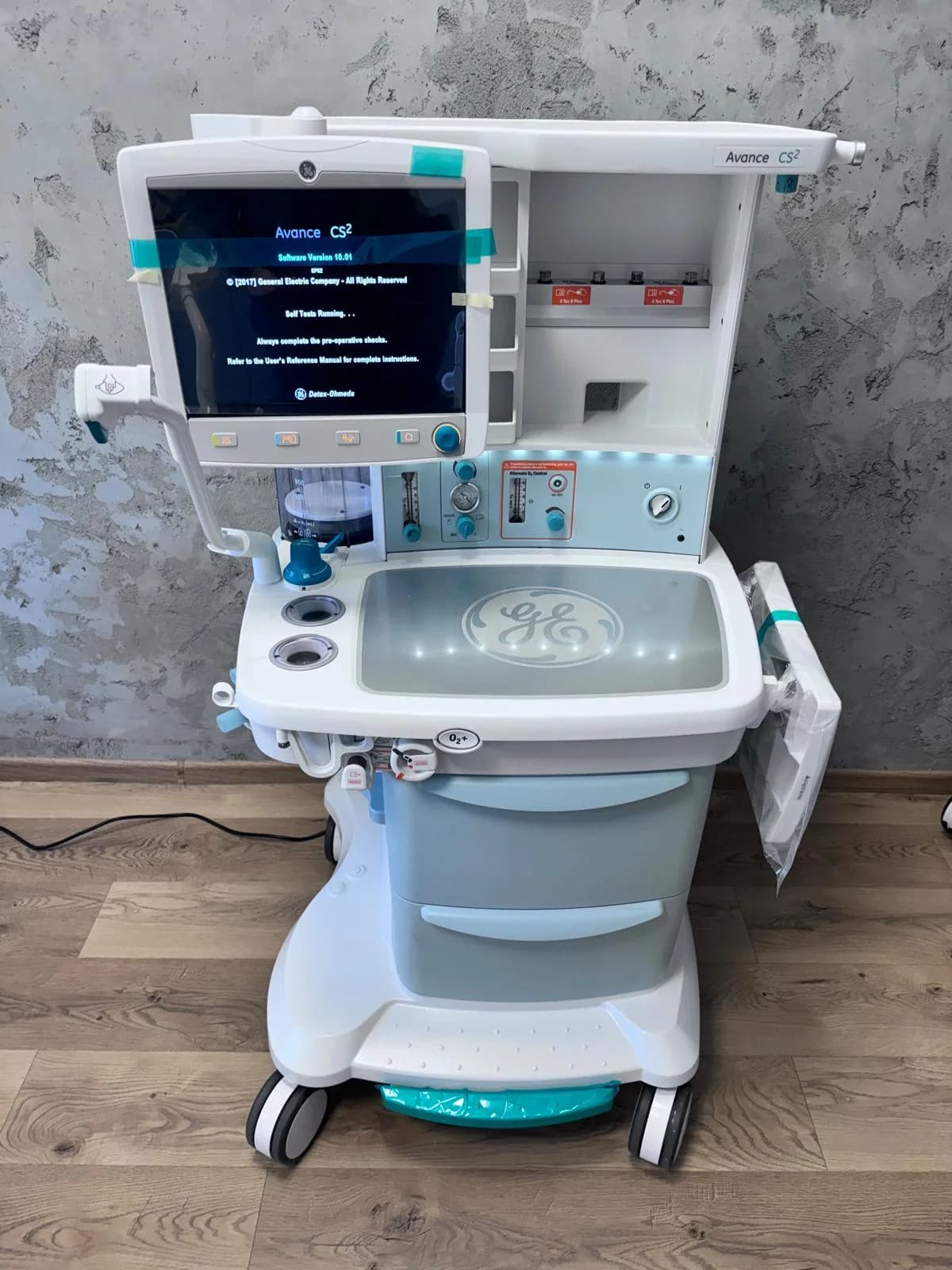 GE Avance CS2 Anesthesia Machine