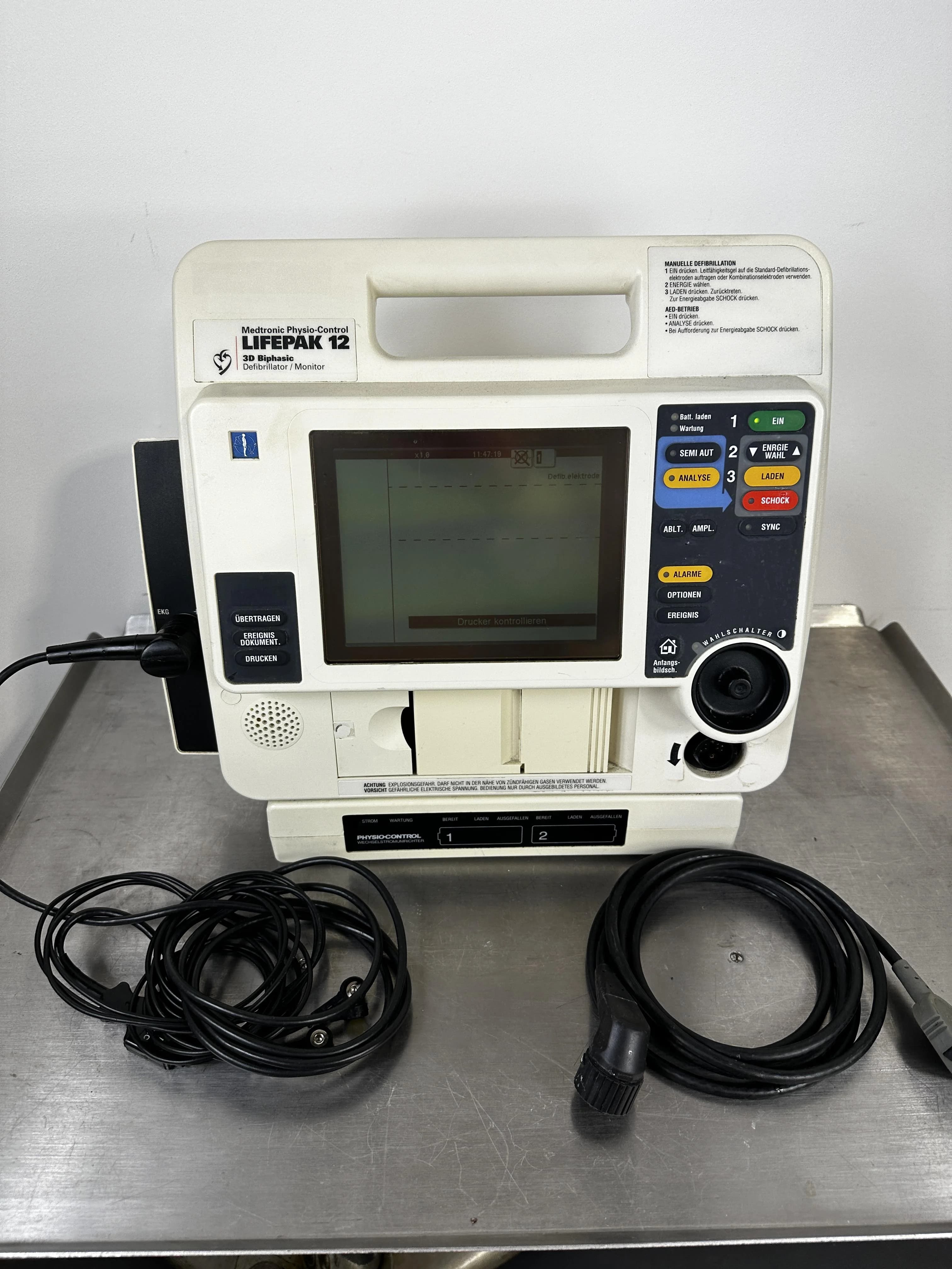 MEDTRONIC Lifepak 12 Defibrillator