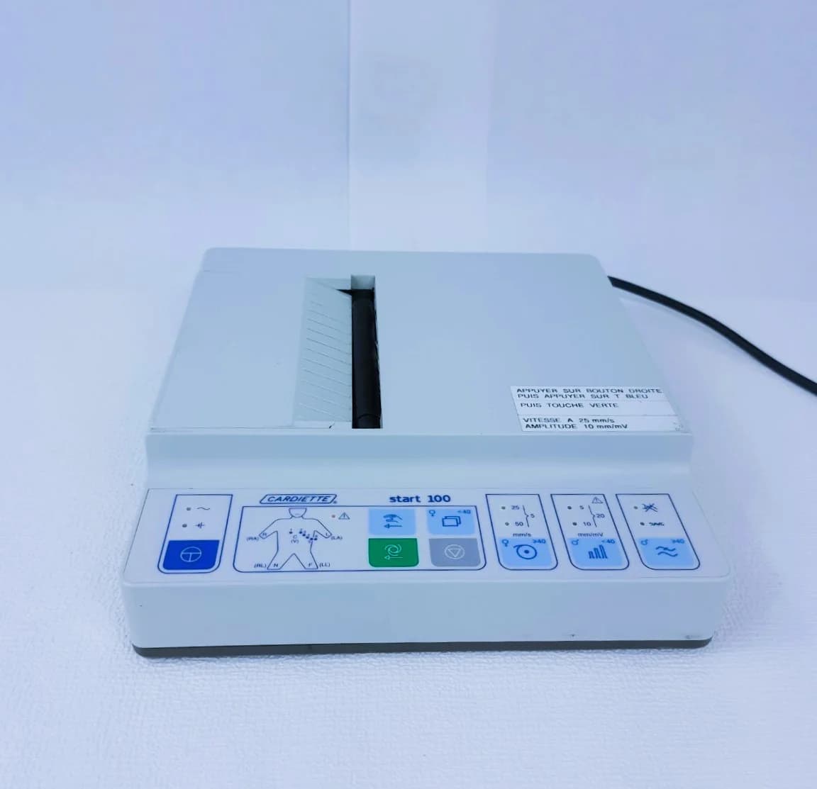 CARDIETTE Start 100 EKG Machine