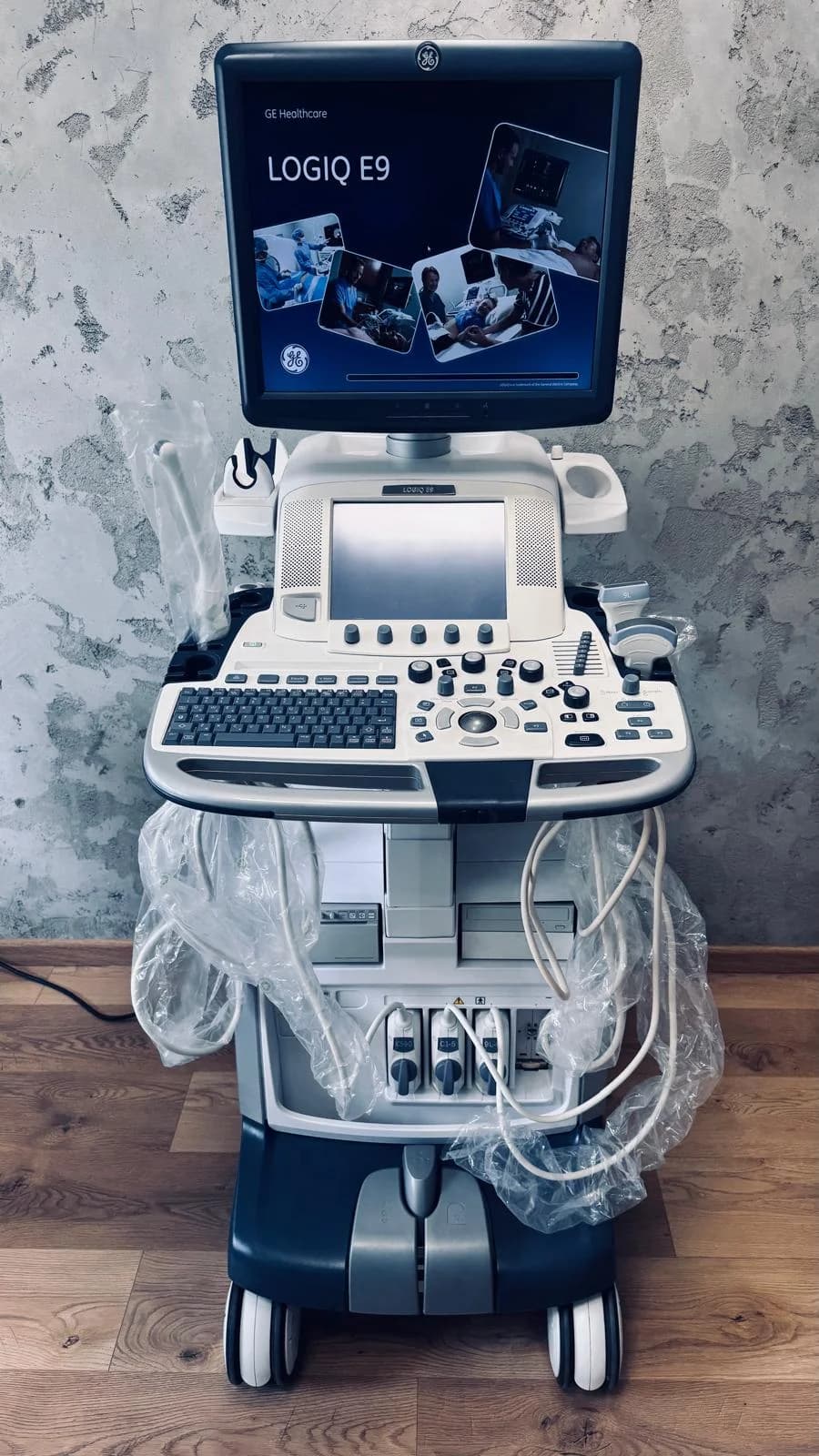 GE Logiq E9 Ultrasound Machine