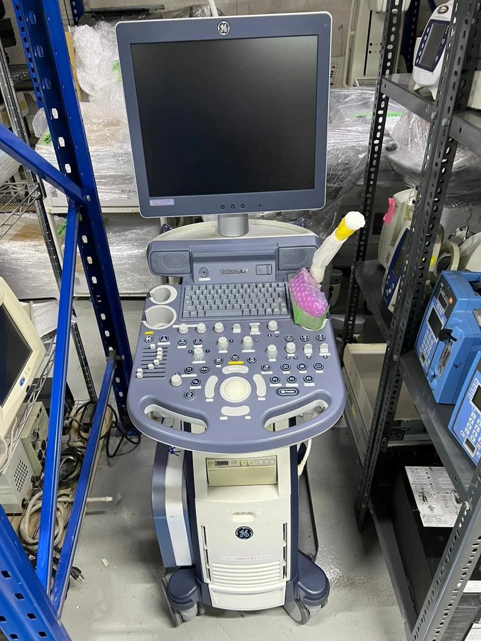 GE Voluson P8 Ultrasound Machine