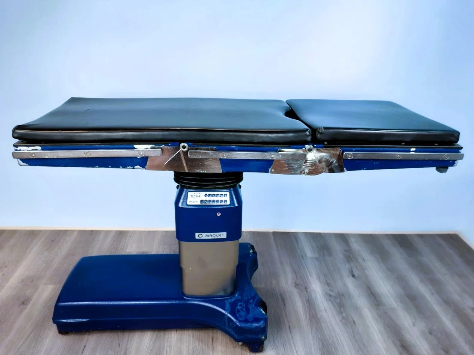 MAQUET Alphastar 1132 Operating table