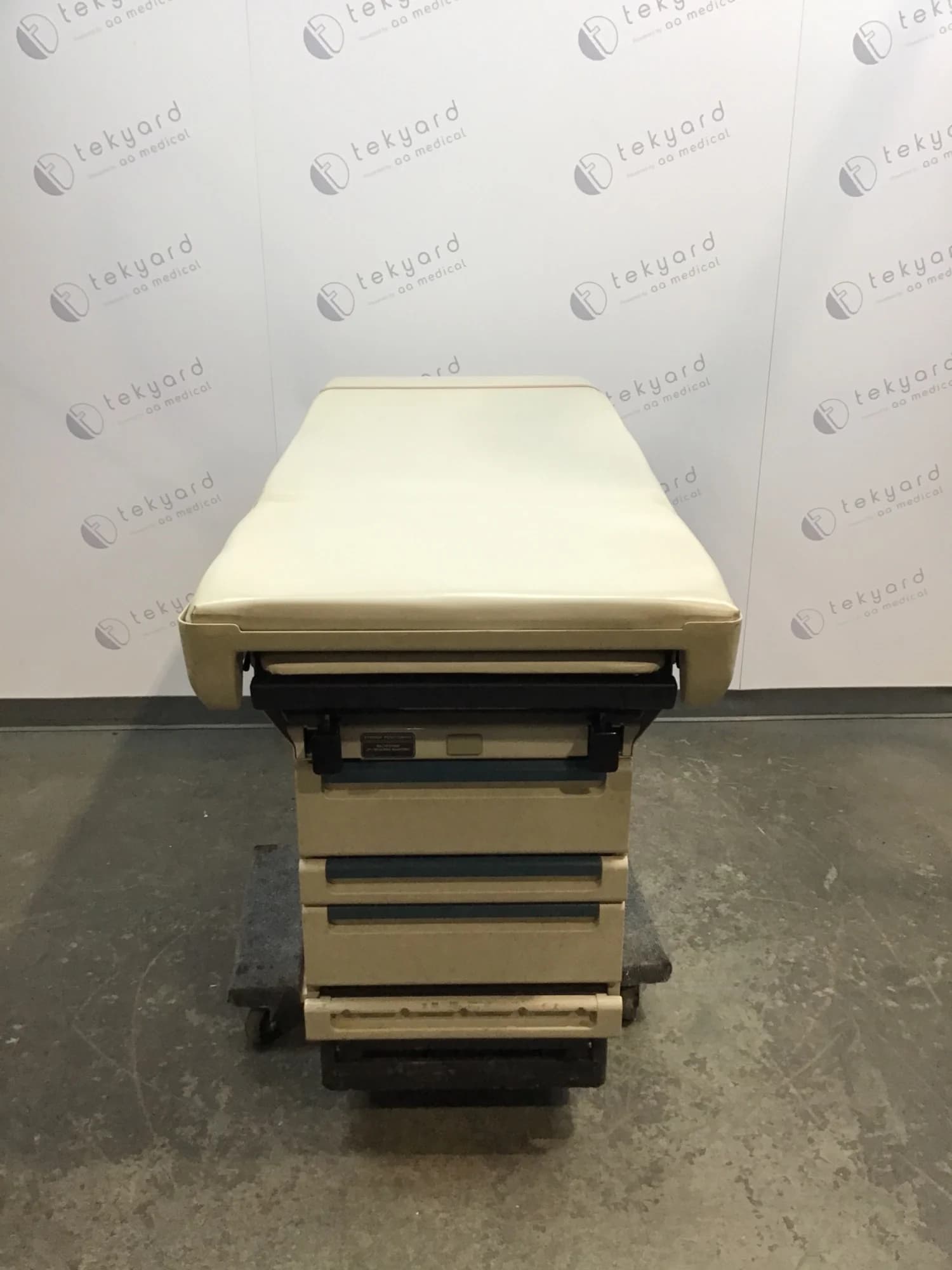 MIDMARK 404-005 Examination table