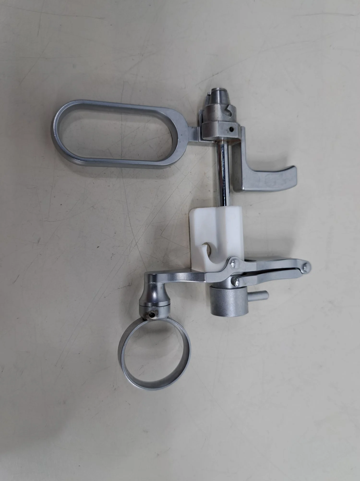 GYNECARE 01931 Surgical Instrument