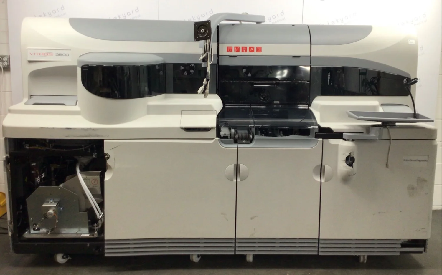 ORTHO CLINICAL DIAGNOSTICS Vitros 5600 Biochemical Analyzer