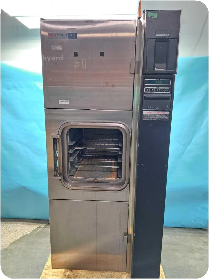 STERIS AMSCO 3013 Sterilizer