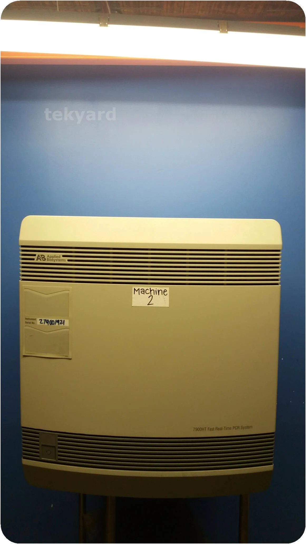 APPLIED BIOSYSTEMS 7900HT Fast PCR Analyzer