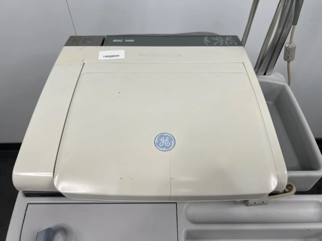 GE MAC 5000 EKG Machine