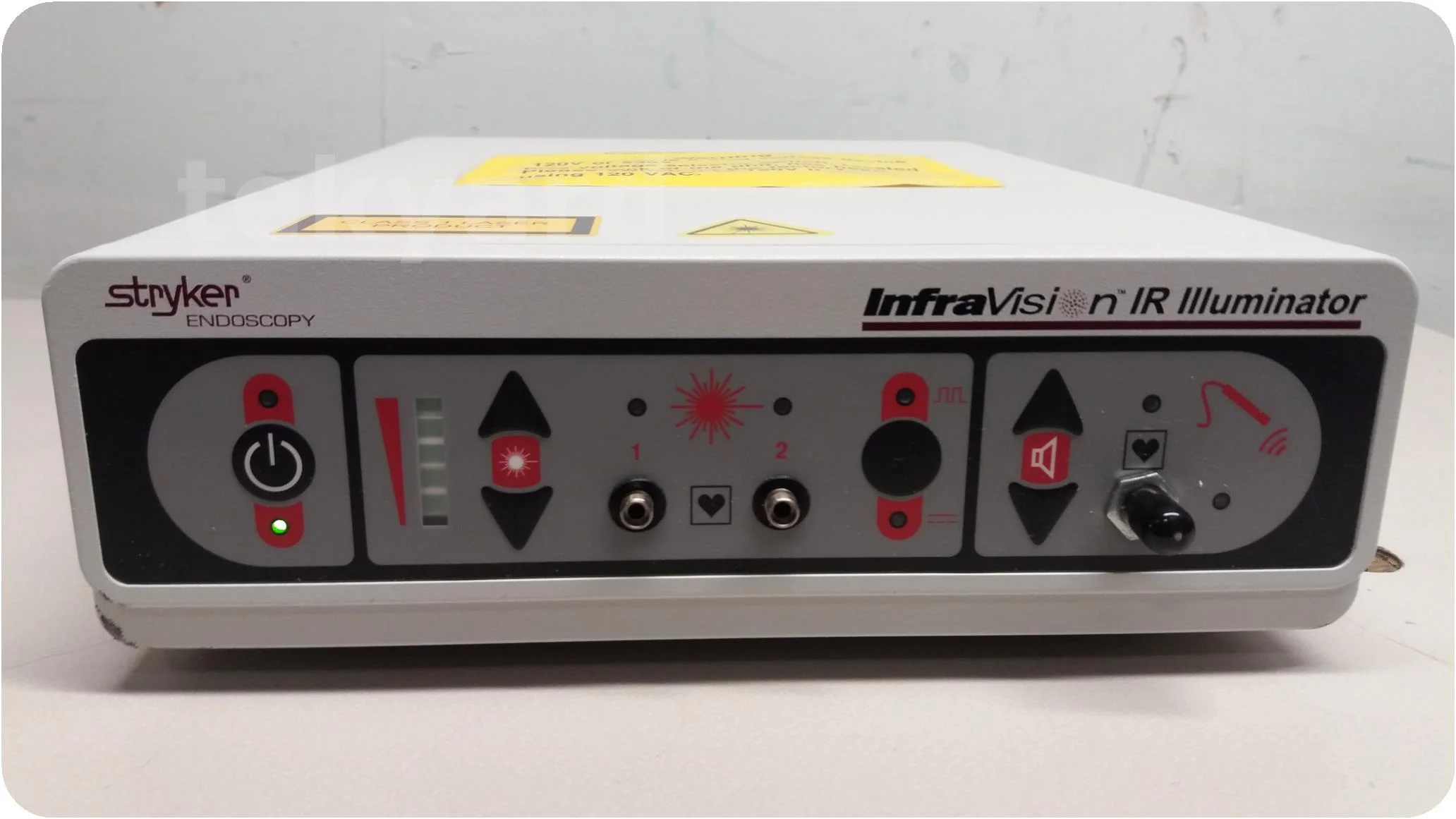 STRYKER Infravision IR 220-180-521 Endoscope light source