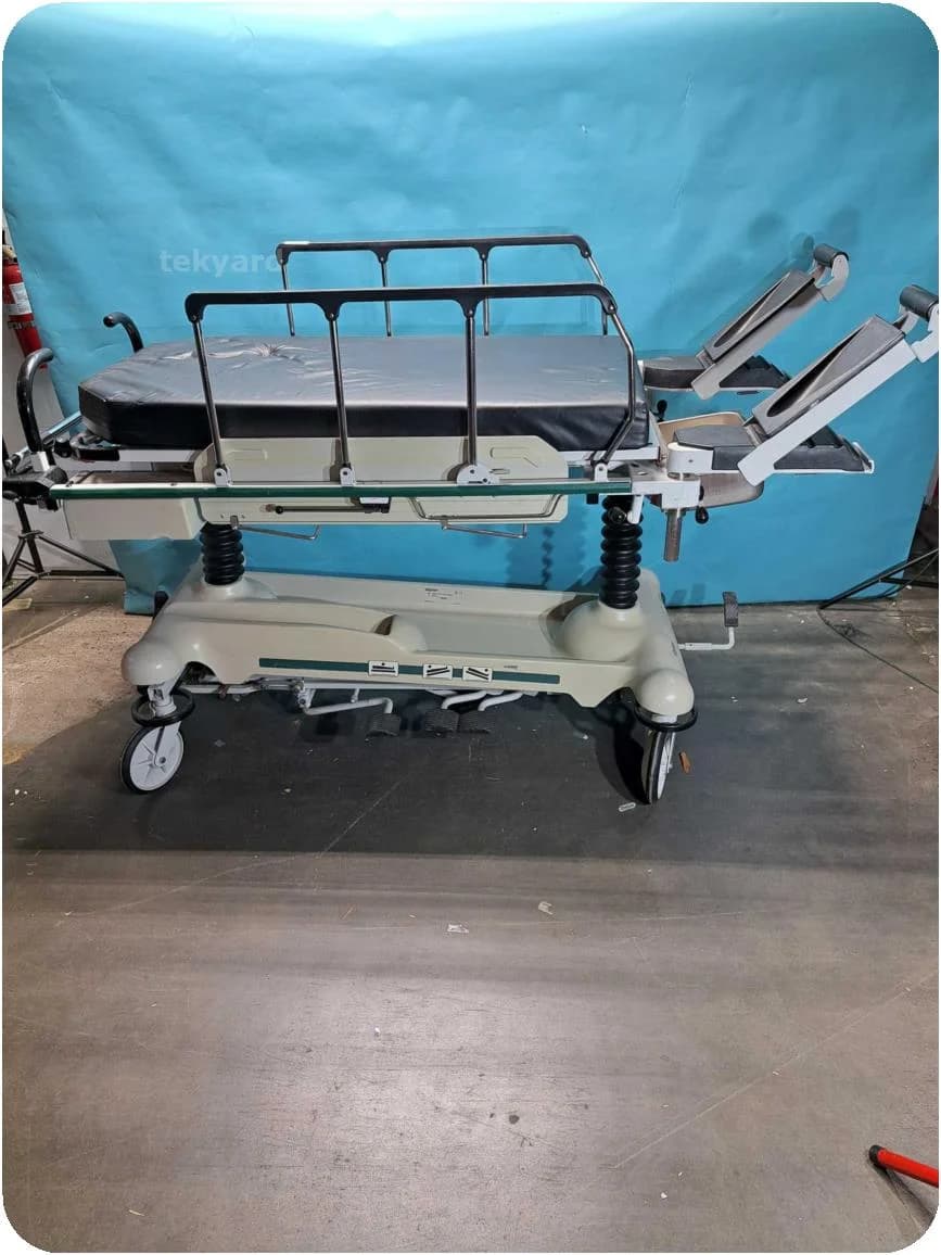 STRYKER 1060 Stretcher trolley