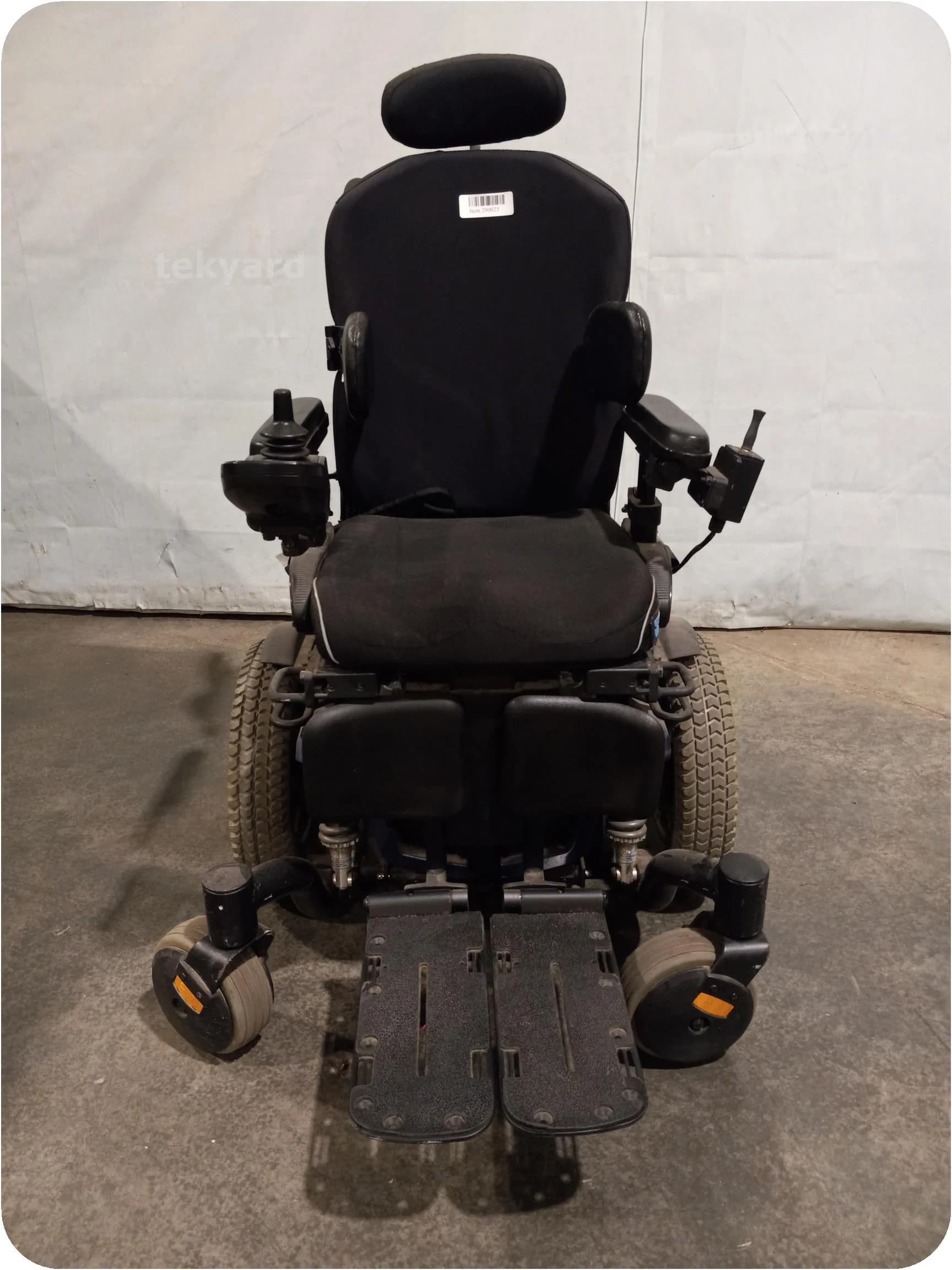 PRIDE MOBILITY Quantum Q6 Edge Electric wheelchair