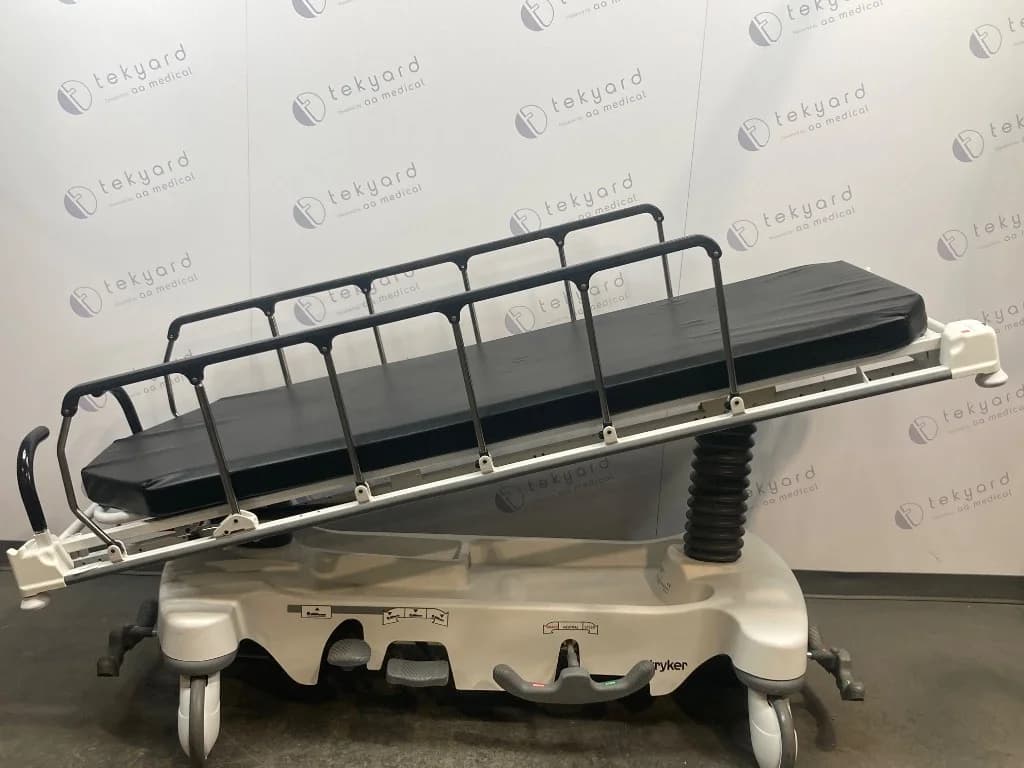 STRYKER 0747 Stretcher trolley