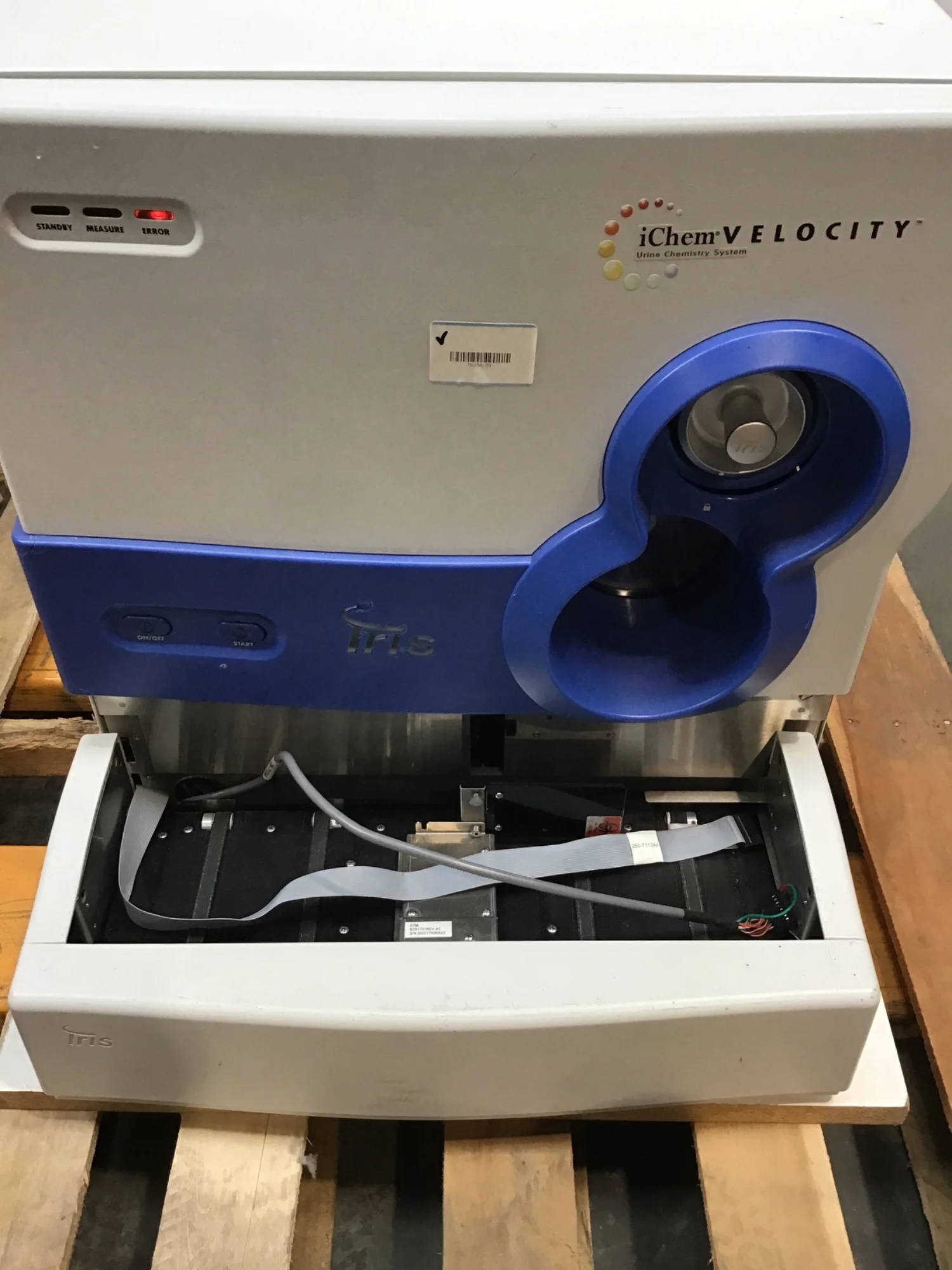 IRIS iChem Velocity Urine Analyzer