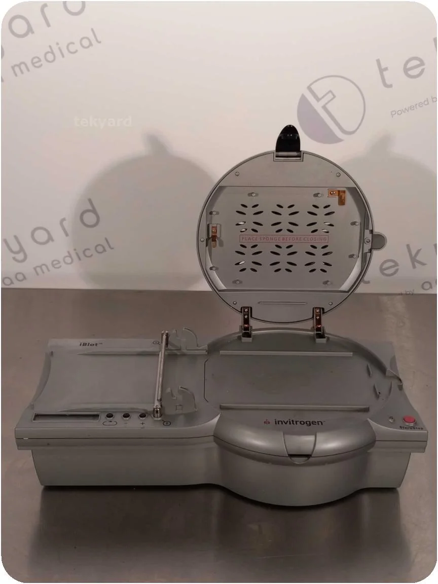 INVITROGEN iBlot Electrophoresis system