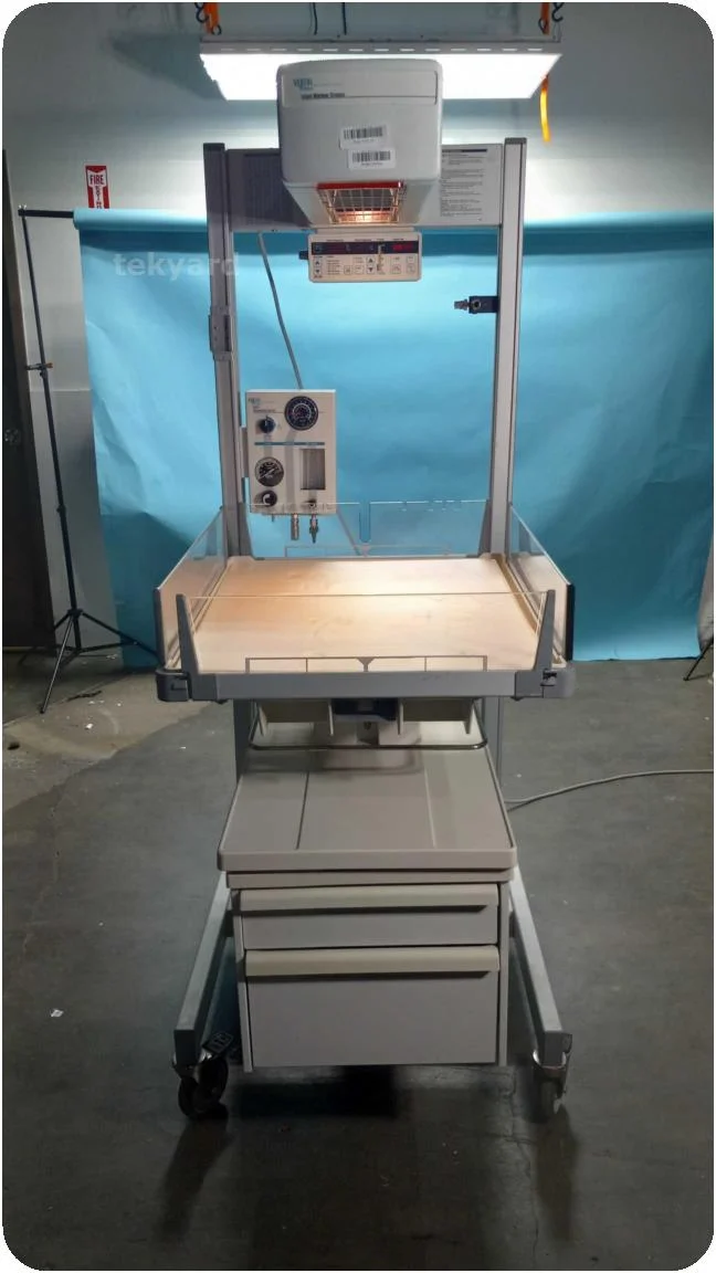 OHMEDA Ohio 4400 Infant radiant warmer