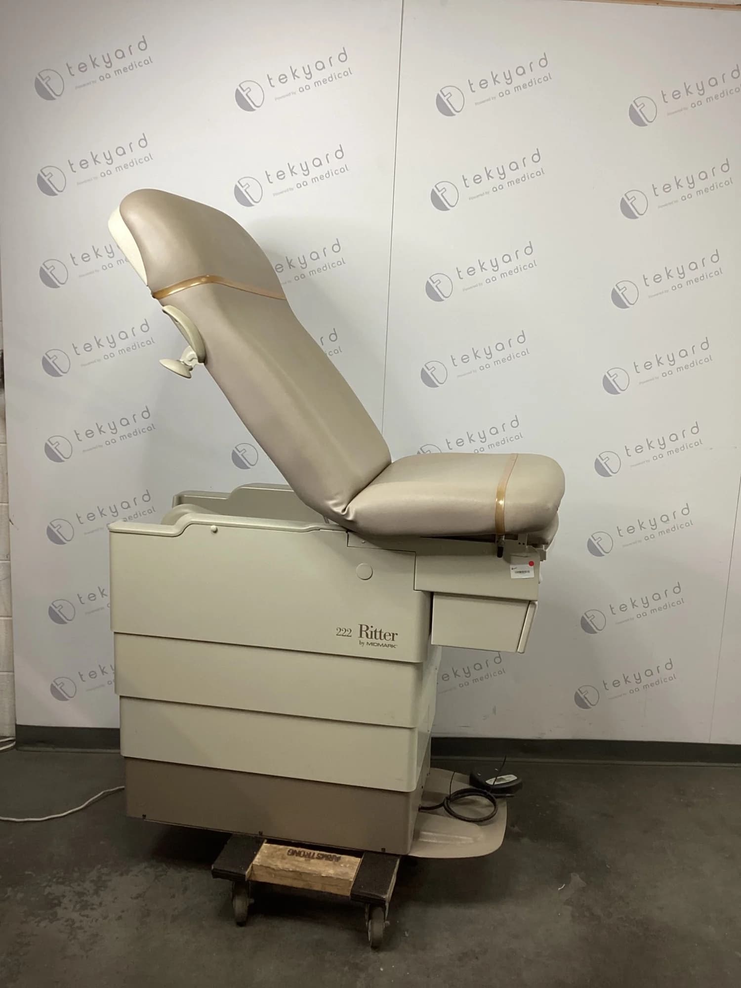 MIDMARK RITTER 222 Examination table