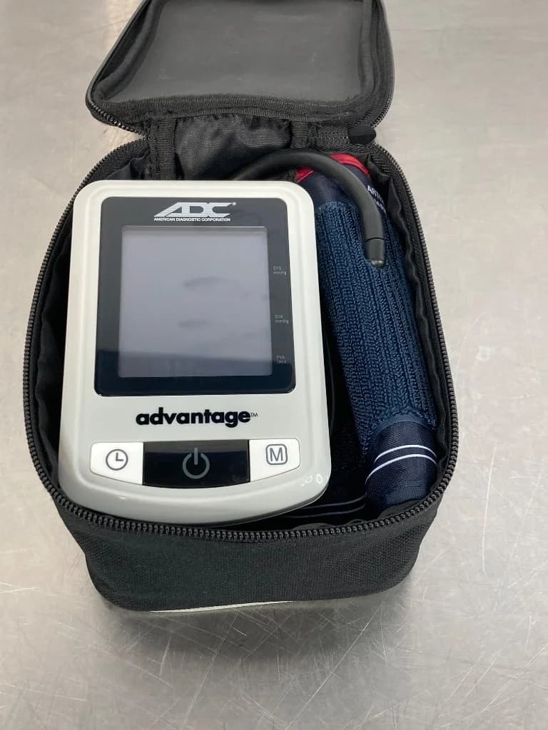 AMERICAN DIAGNOSTIC CORPORATION (ADC) 6021N Blood pressure monitor