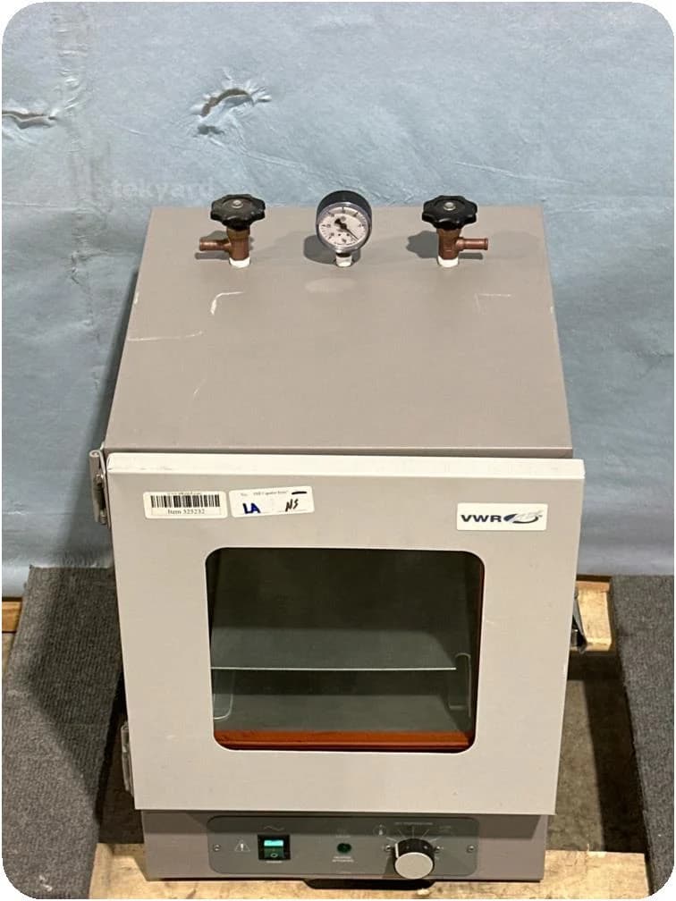 VWR 1400E Laboratory Oven