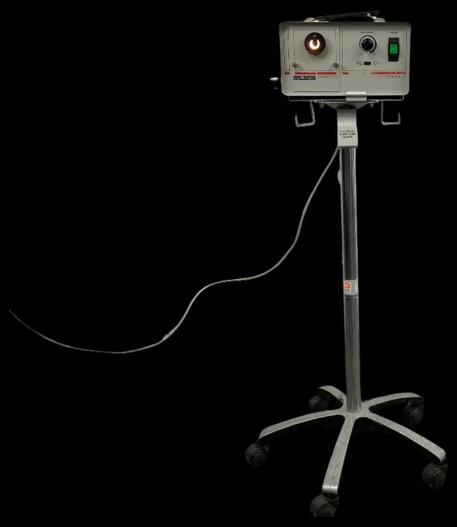 LUXTEC ACO Series 8000 Endoscope light source
