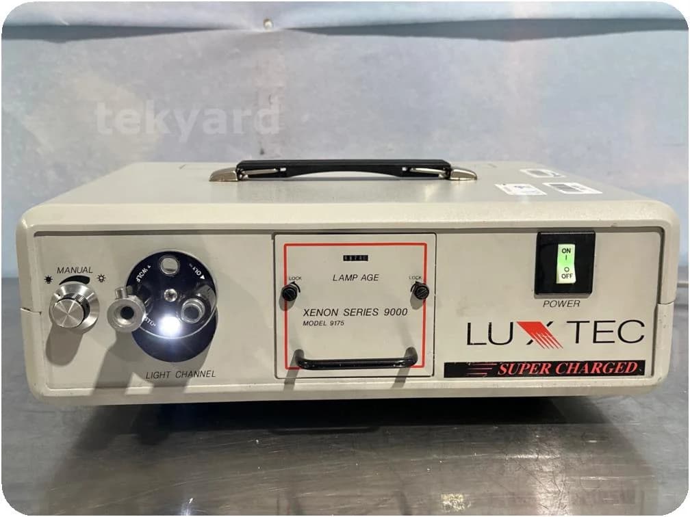 LUXTEC Series 9000 Model 9175 Endoscope light source