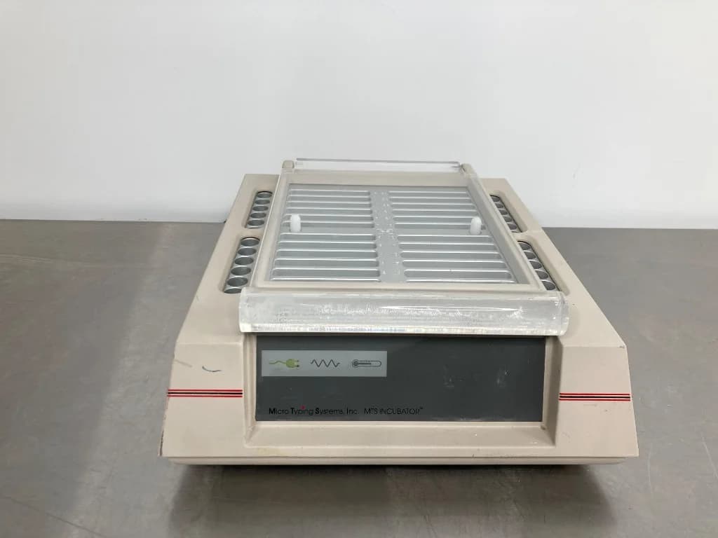 ORTHO CLINICAL DIAGNOSTICS DG-225 MTS Laboratory incubator