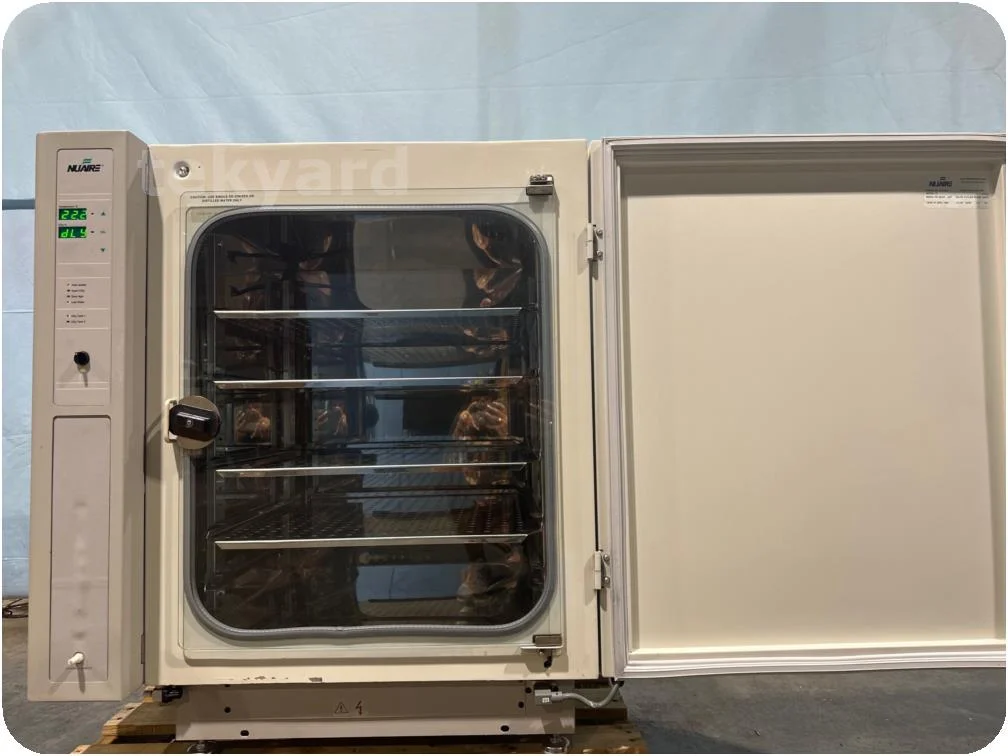 NUAIRE NU-4500 Laboratory incubator