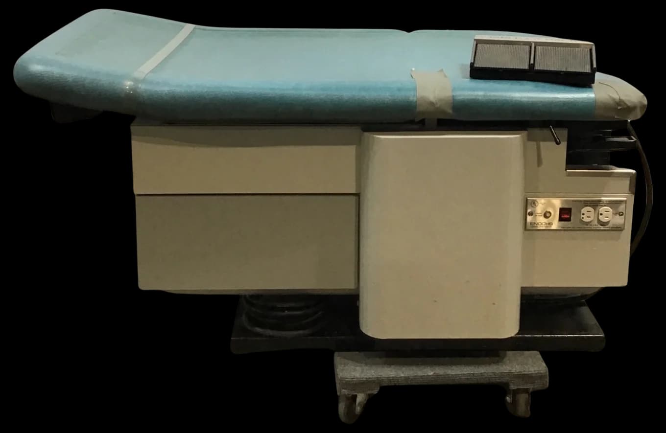 ENOCHS Power 4000 Examination chair