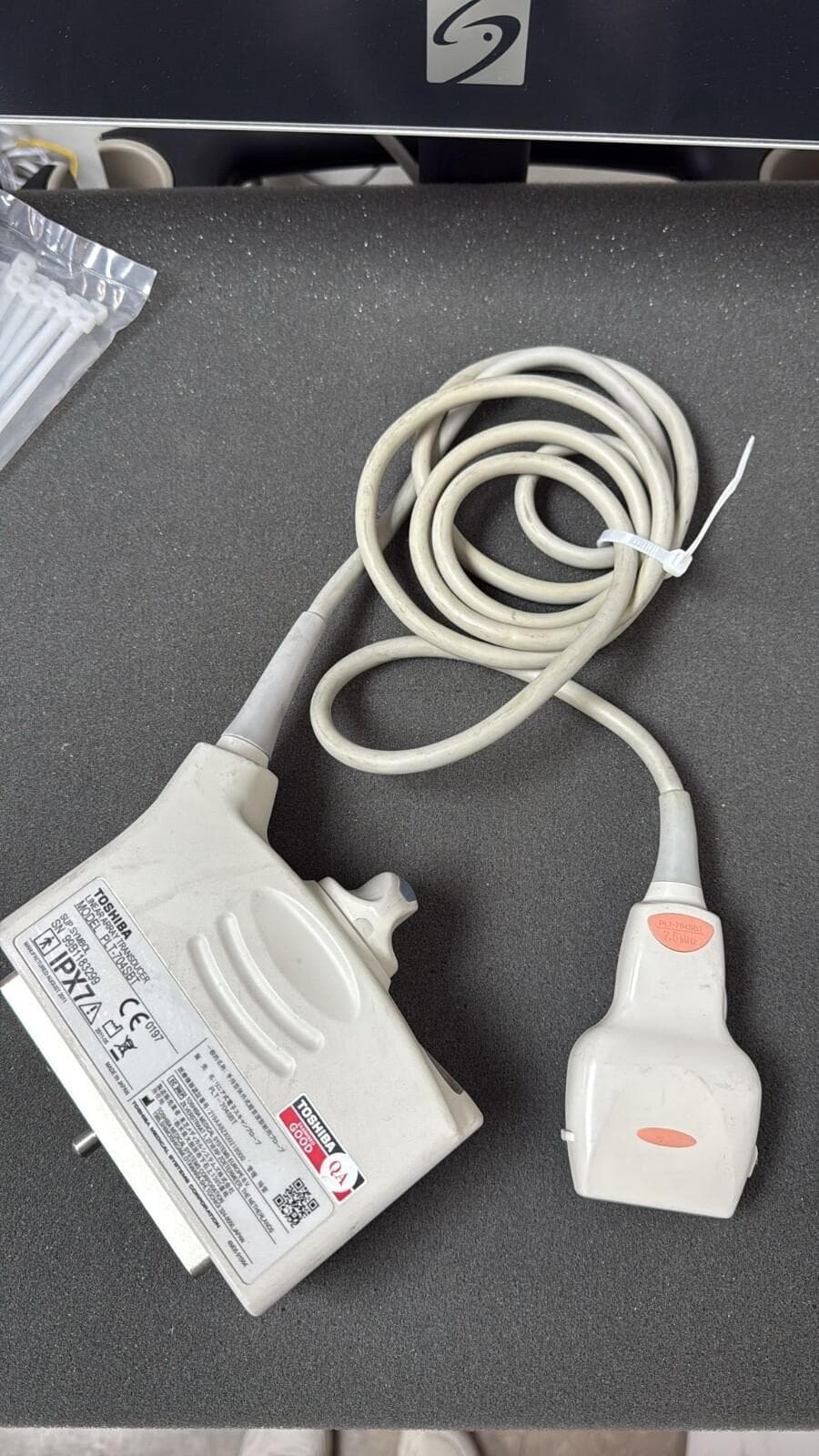 TOSHIBA PLT-704SBT Linear Probe