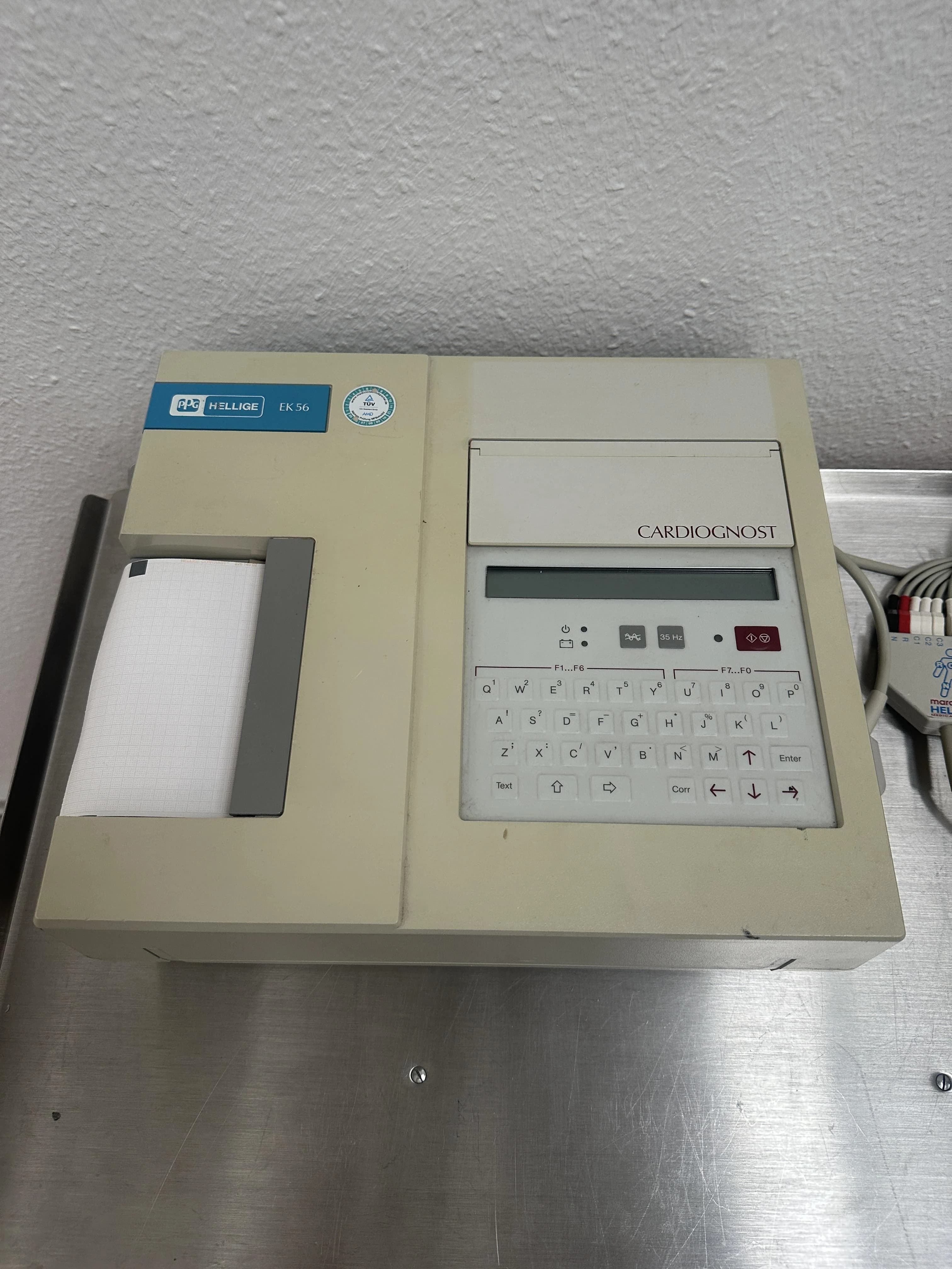 HELLIGE EK-56 EKG Machine