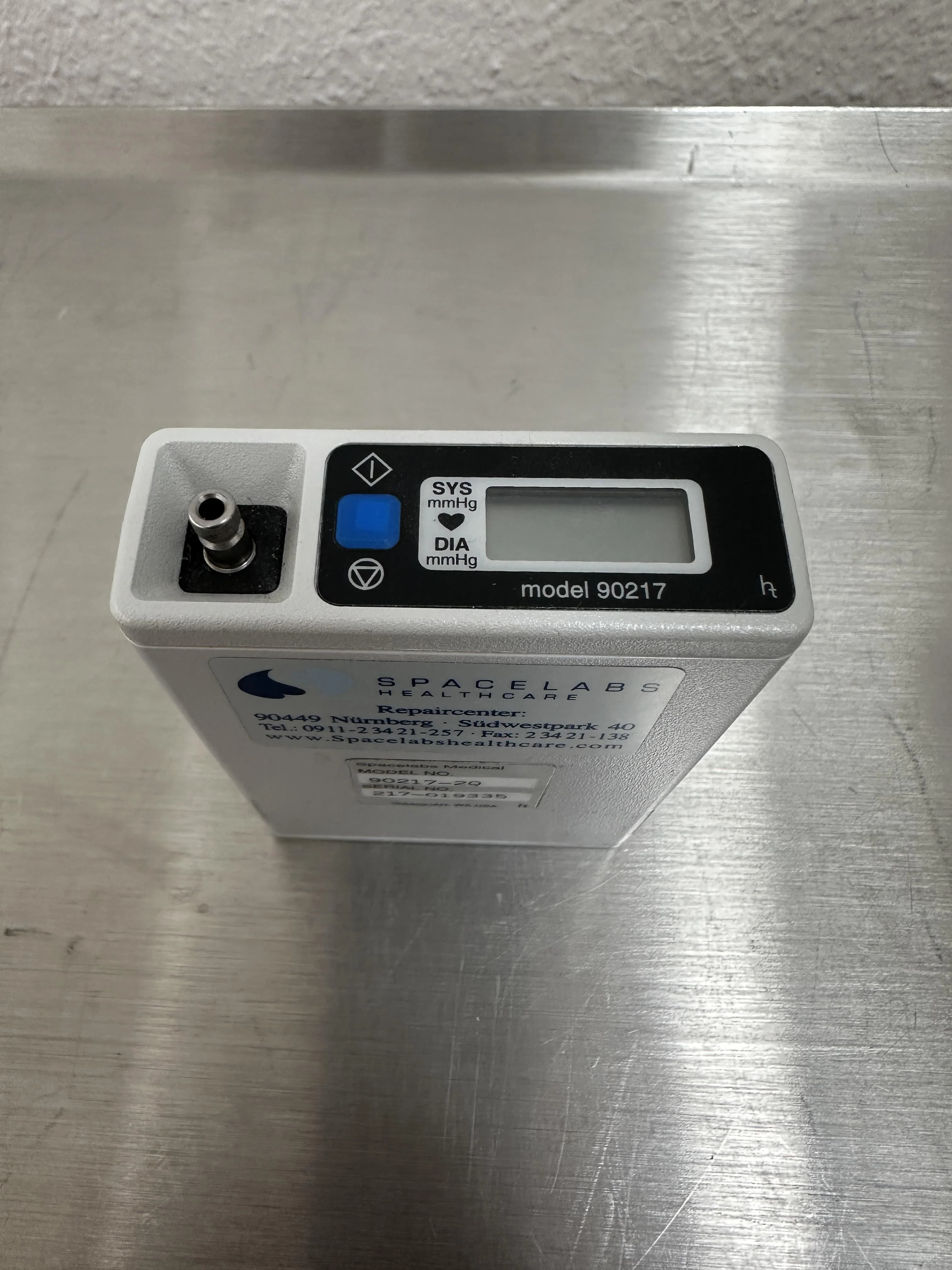 SPACELABS HEALTHCARE 90217 Blood pressure monitor