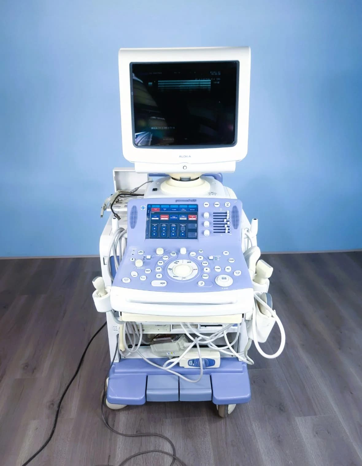 ALOKA ProSound Alpha 10 Ultrasound Machine