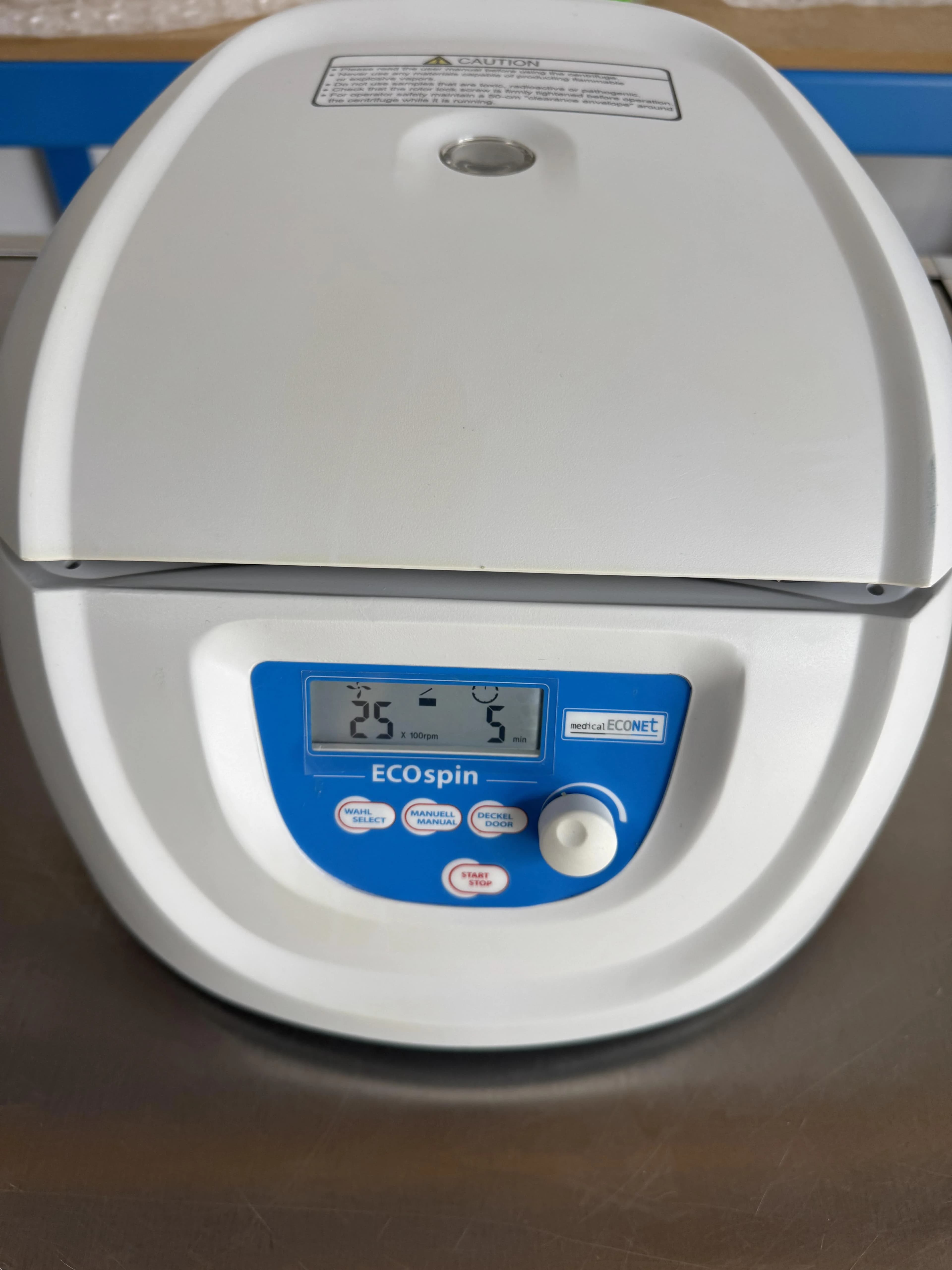 SCILOGEX DM0412 Laboratory centrifuge