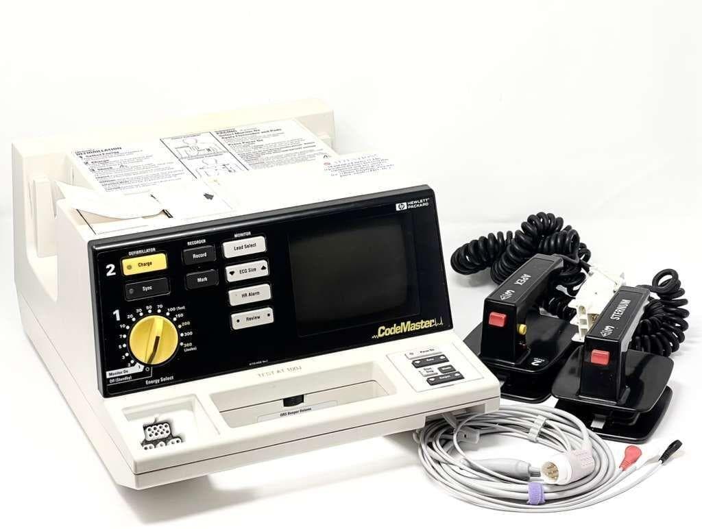 HEWLETT PACKARD CodeMaster Defibrillator