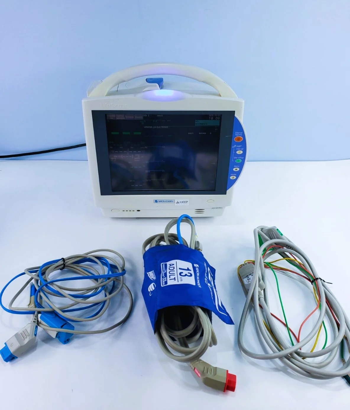 NIHON KOHDEN LifeScope BSM-6301K Patient monitor
