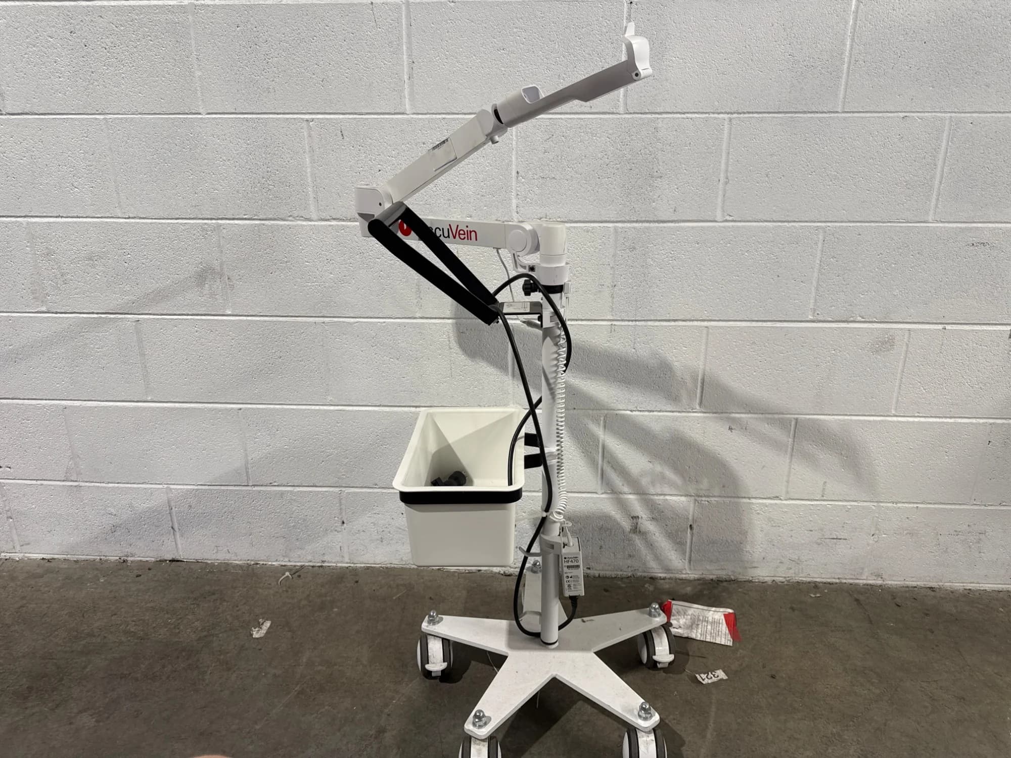ACCUVEIN HF470 O/R Instrument Stand