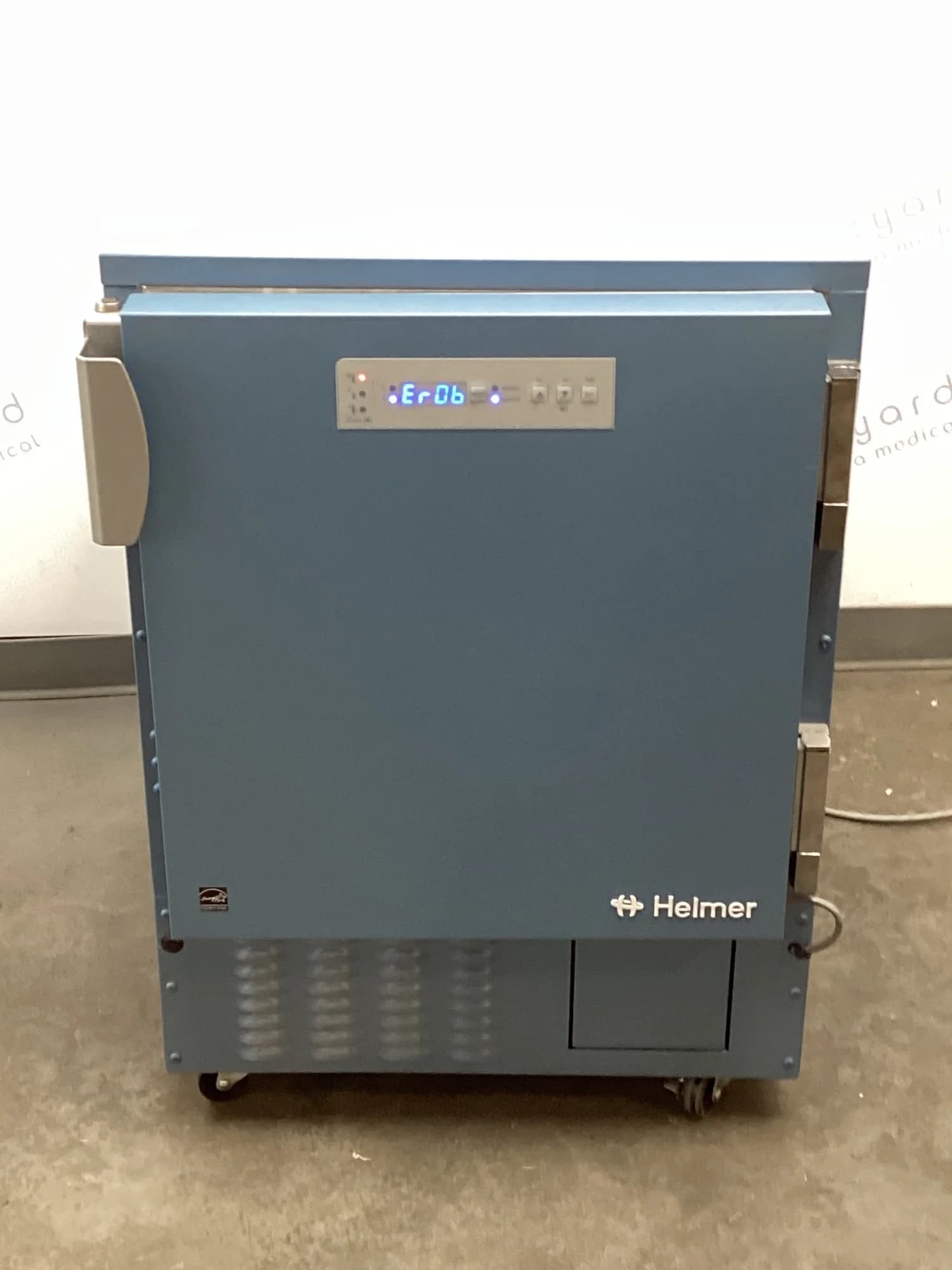 HELMER HLR105 Laboratory refrigerator