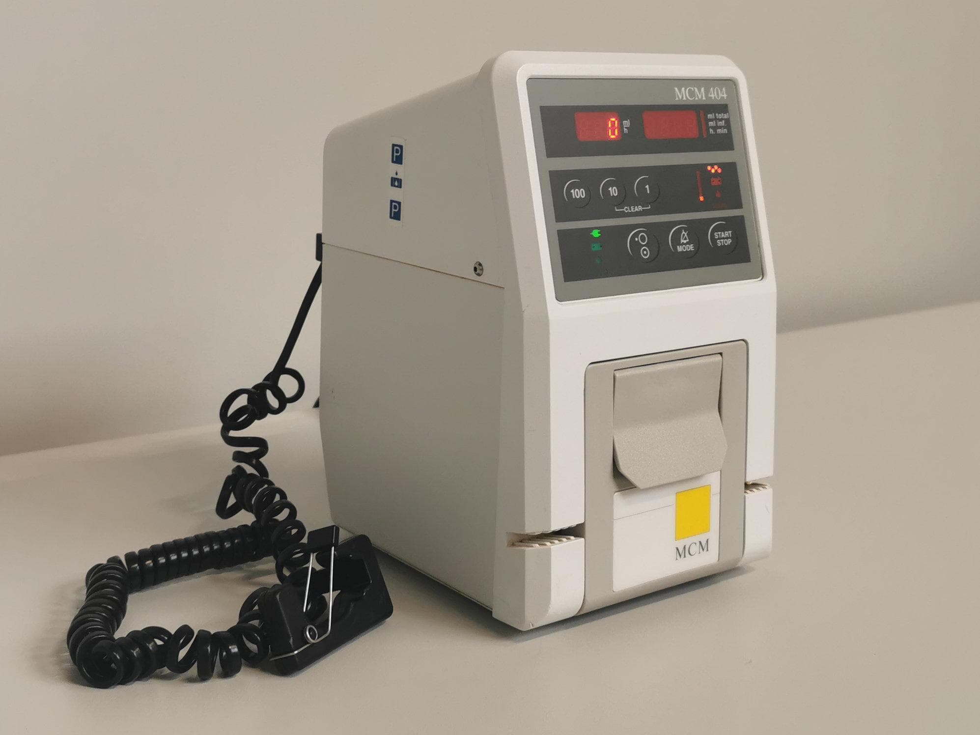 FRESENIUS MCM 404 IV infusion pump