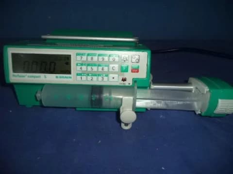 B. BRAUN Perfusor Compact S Syringe Pump