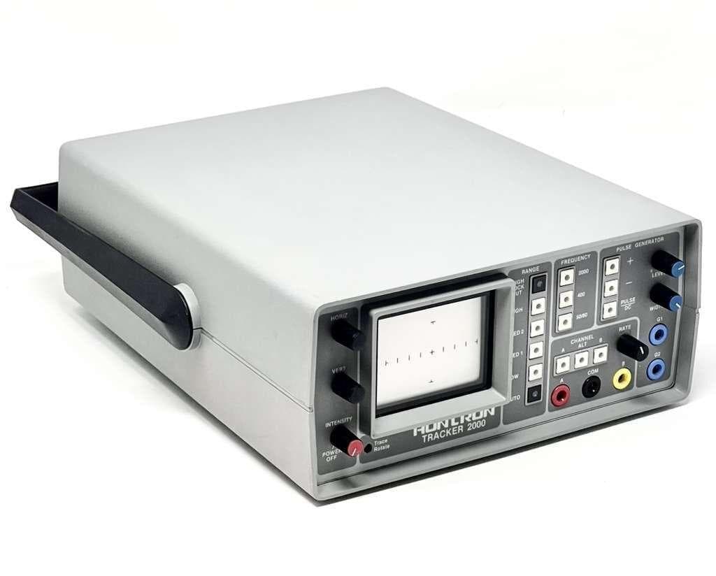 HUNTRON TRACKER 2000 Oscilloscope