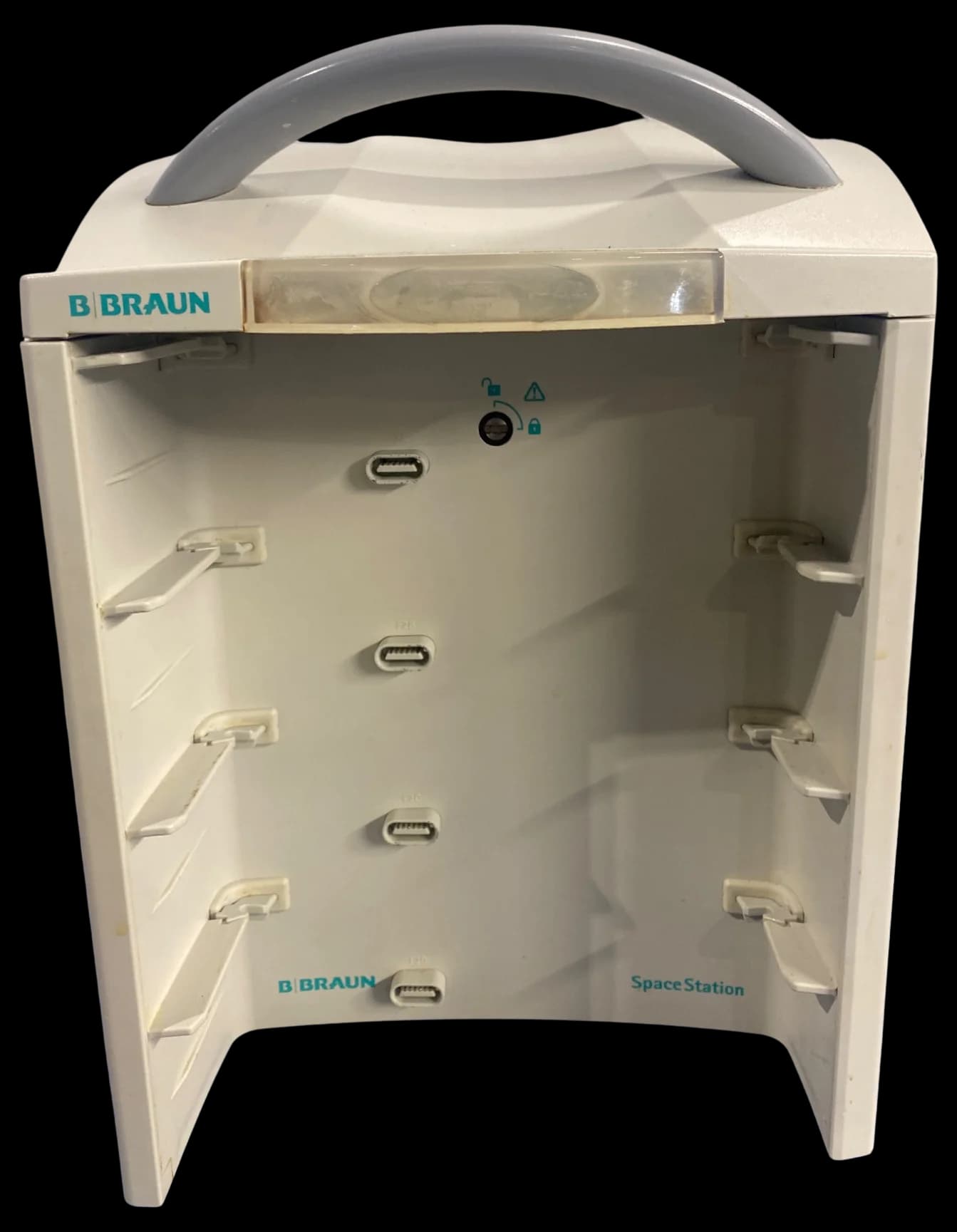 B. BRAUN SpaceStation Anesthesiology equipment accessories