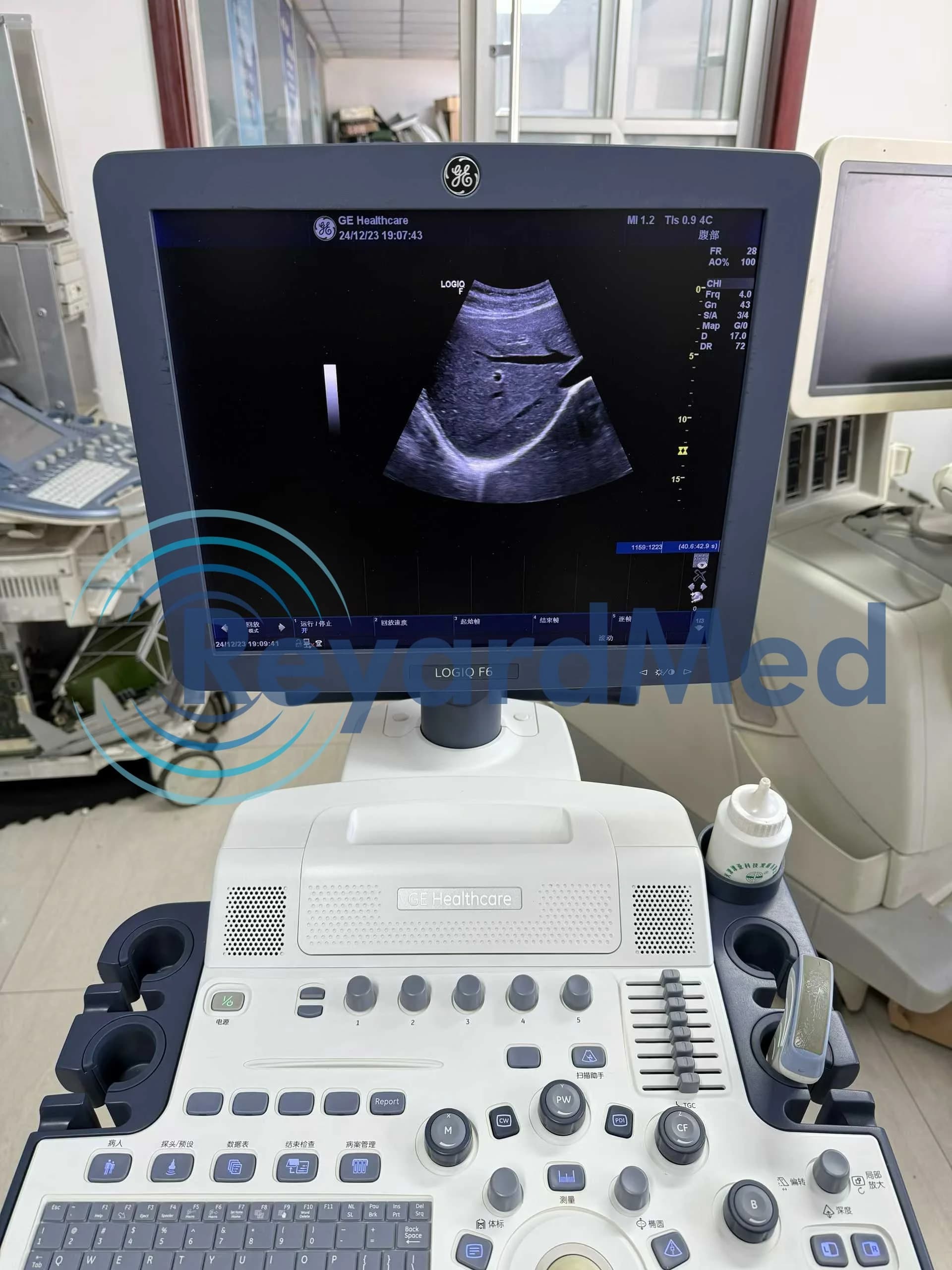 GE Logiq F6 Ultrasound Machine