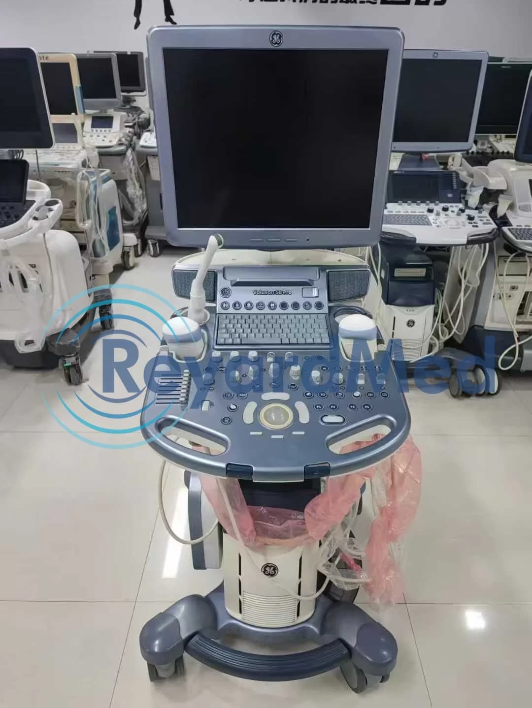 GE Voluson S8 Ultrasound Machine