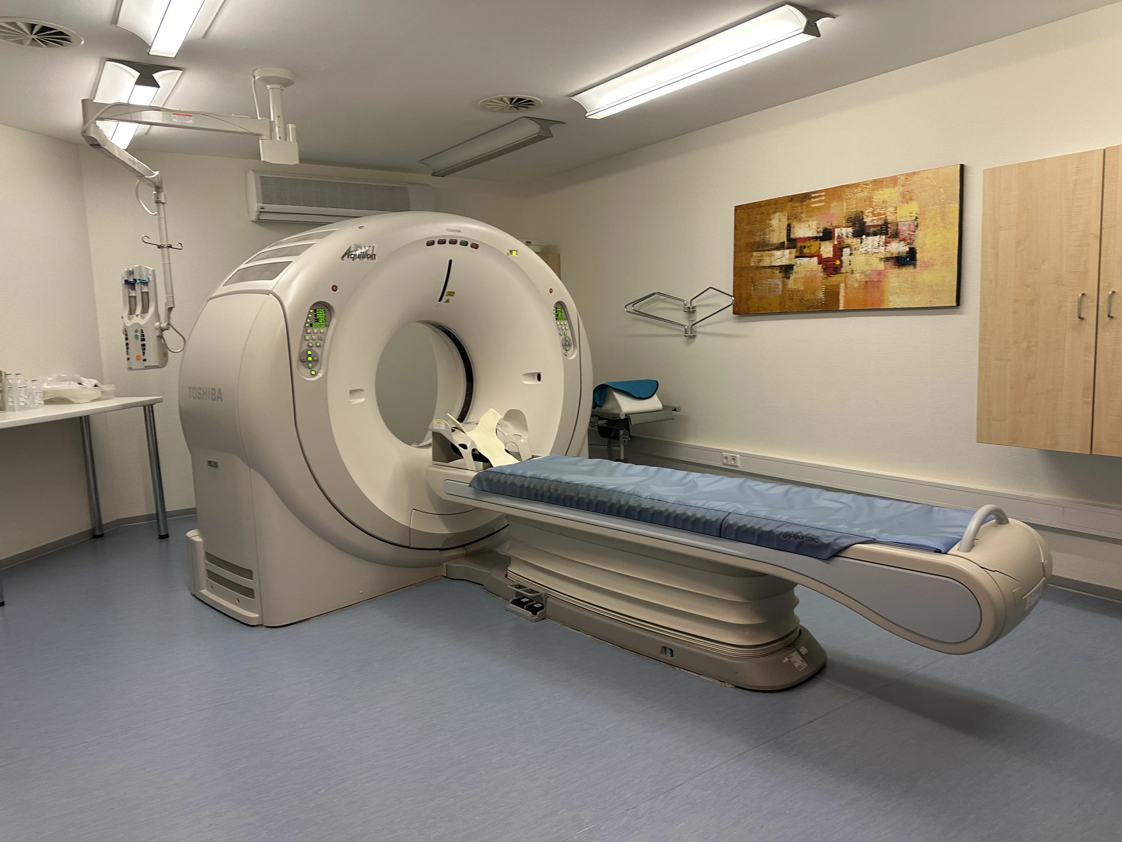 TOSHIBA Aquilion RXL 16 CT Scanner