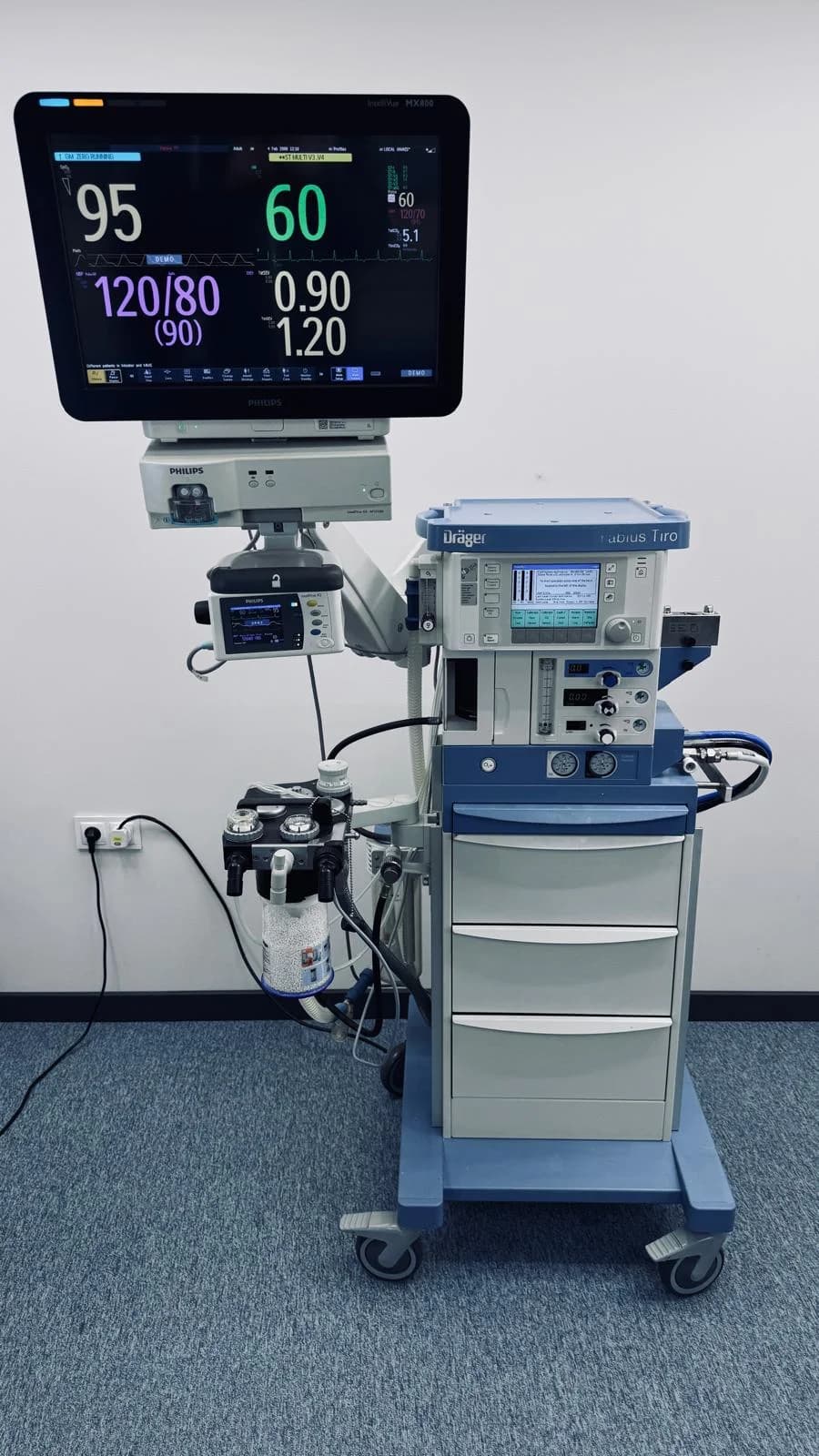 DRAGER Fabius Tiro Anesthesia Machine