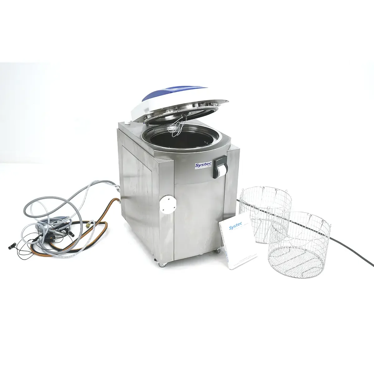 SYSTEC VX-75 Autoclave