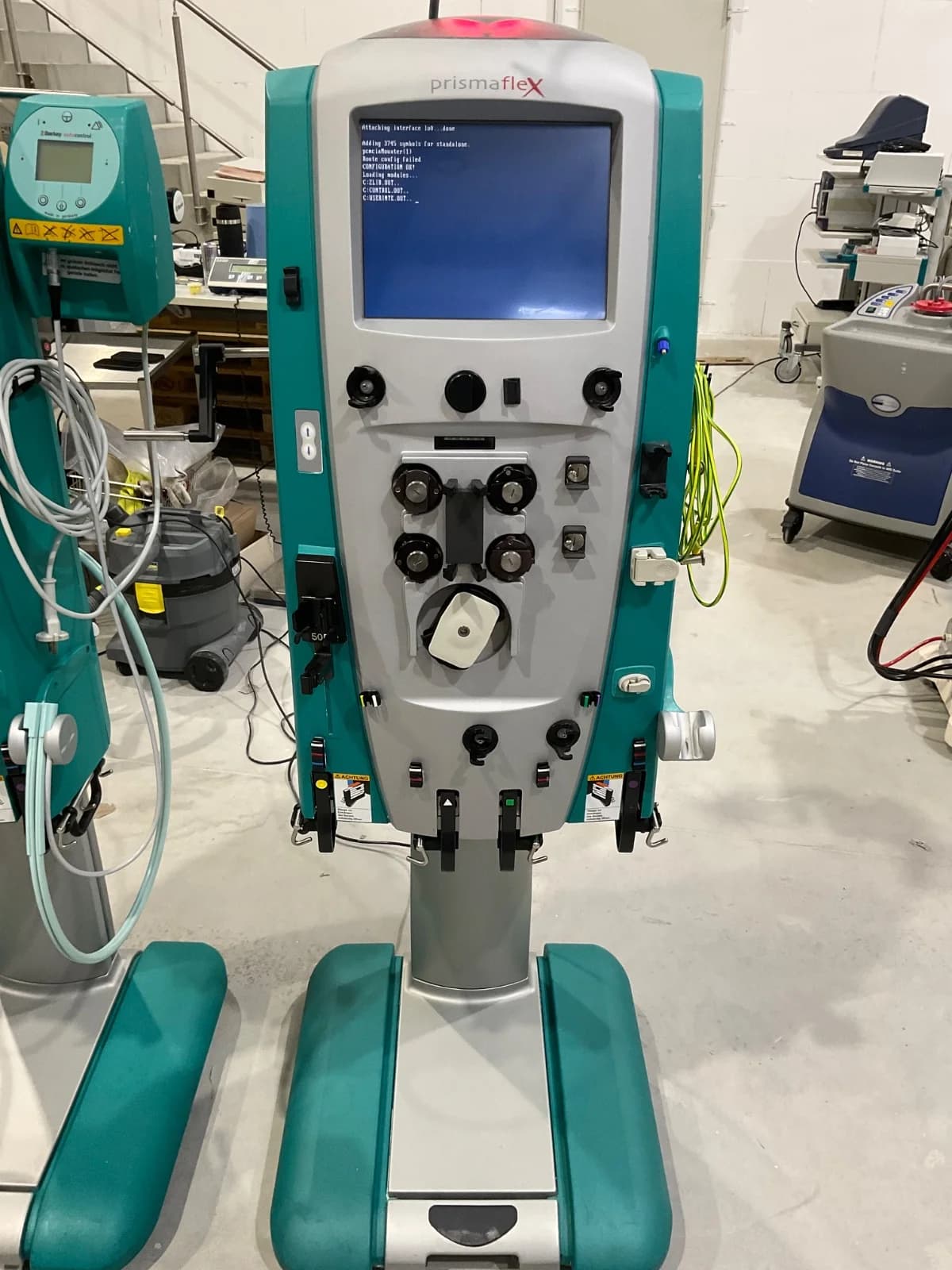 GAMBRO PRISMAFLEX Stationary dialysis machine