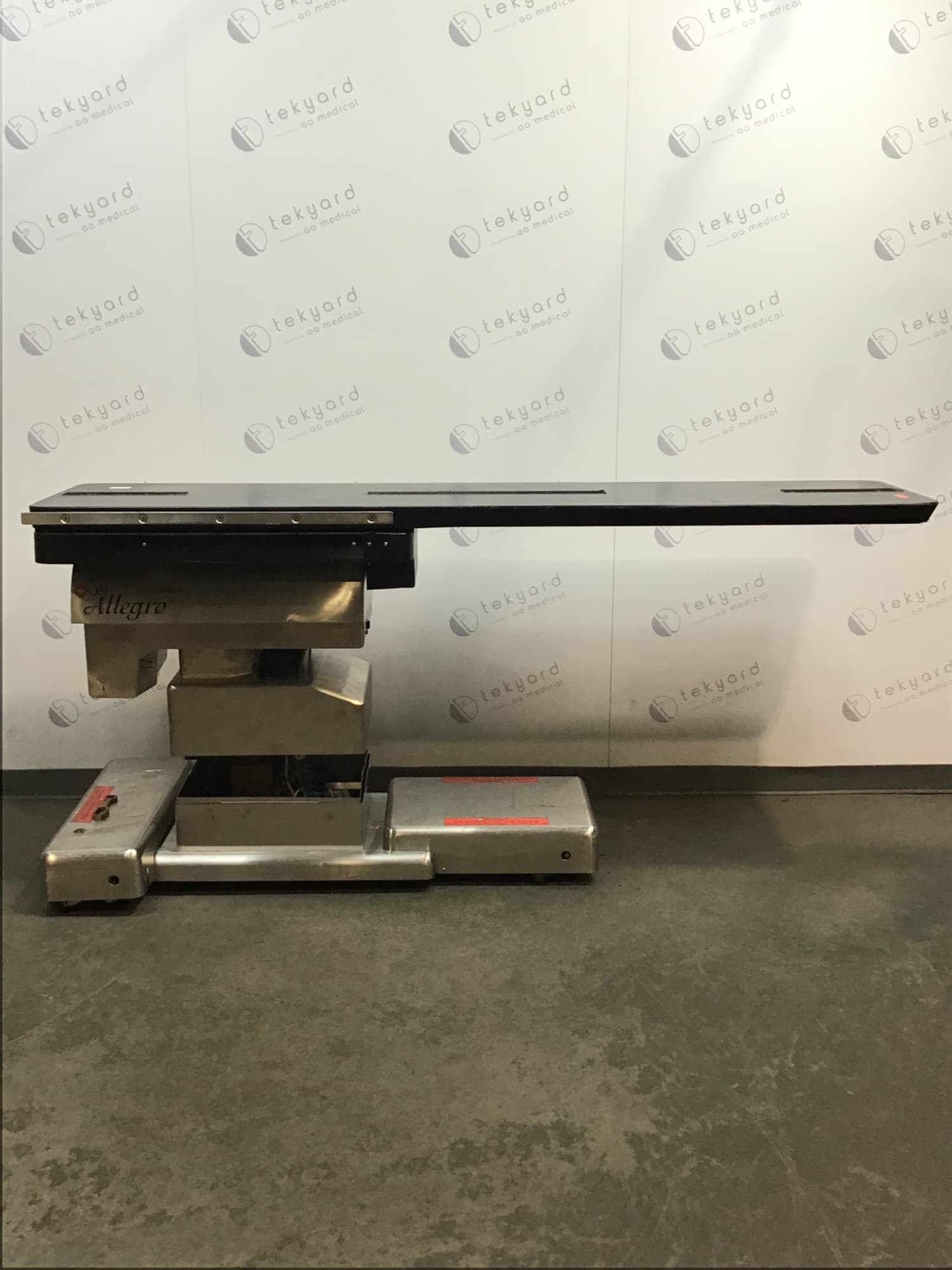 MIZUHO OSI Allegro 6800 Operating table