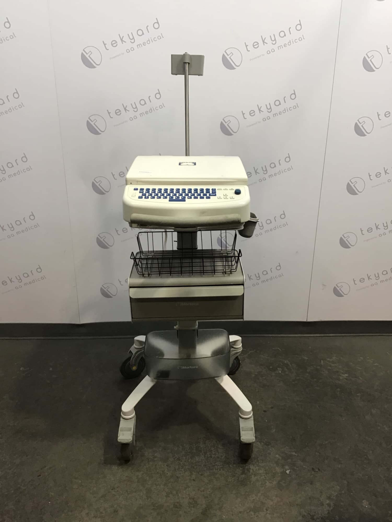MORTARA ELI 350 EKG Machine