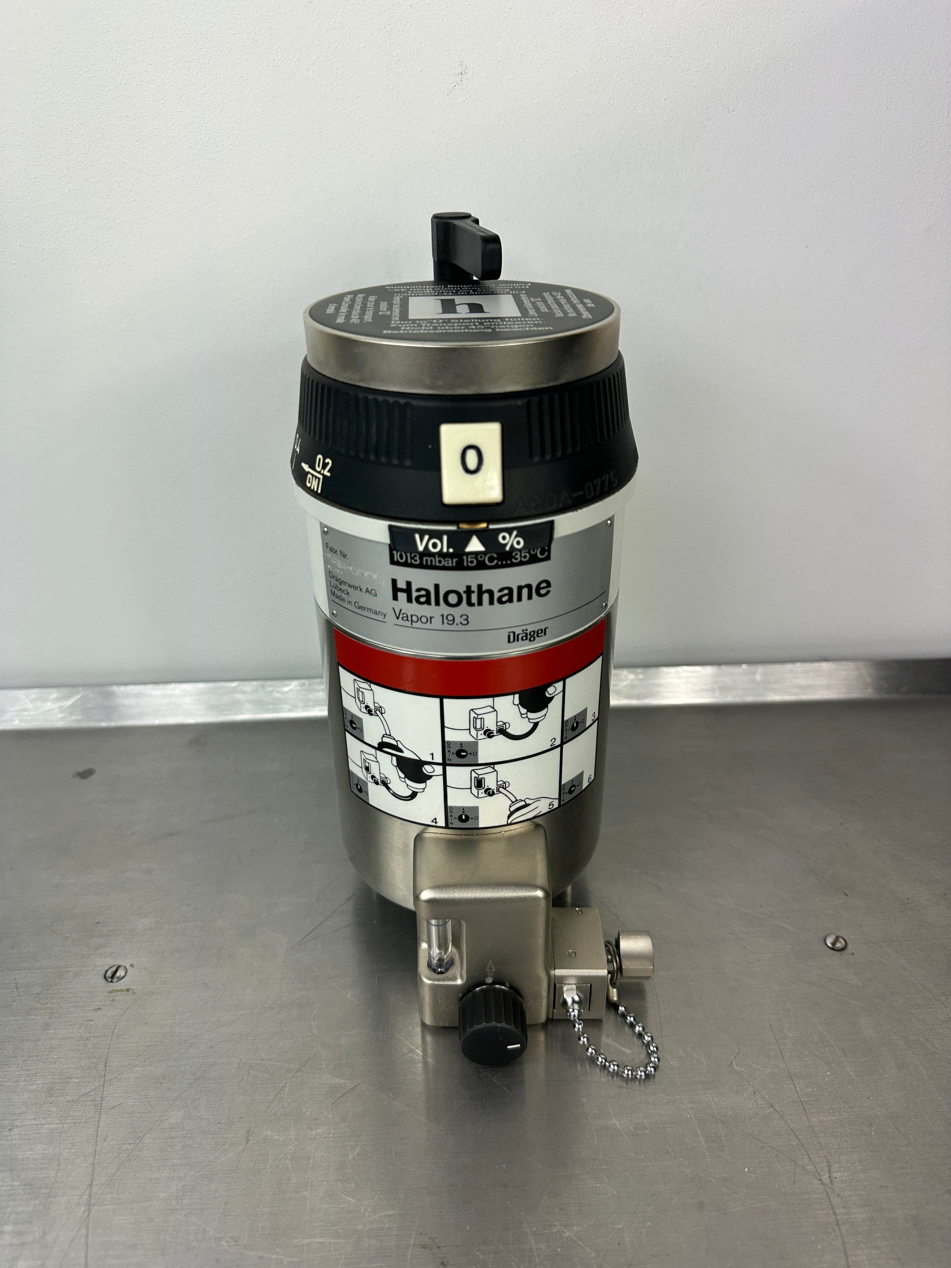DRAGER Vapor 19.3 Halothane Vaporizer