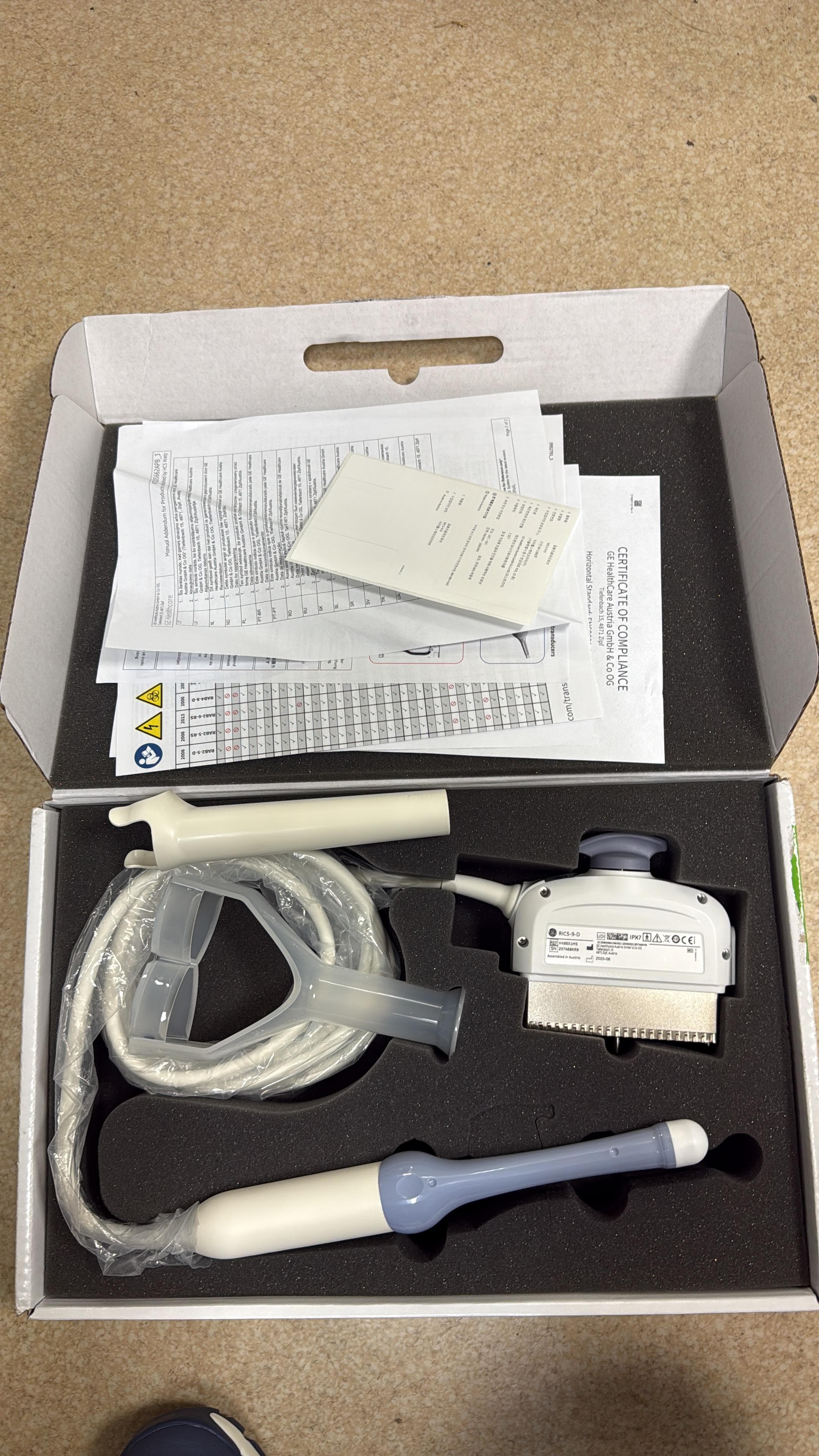 GE RIC5-9-D 4D endocavity probe